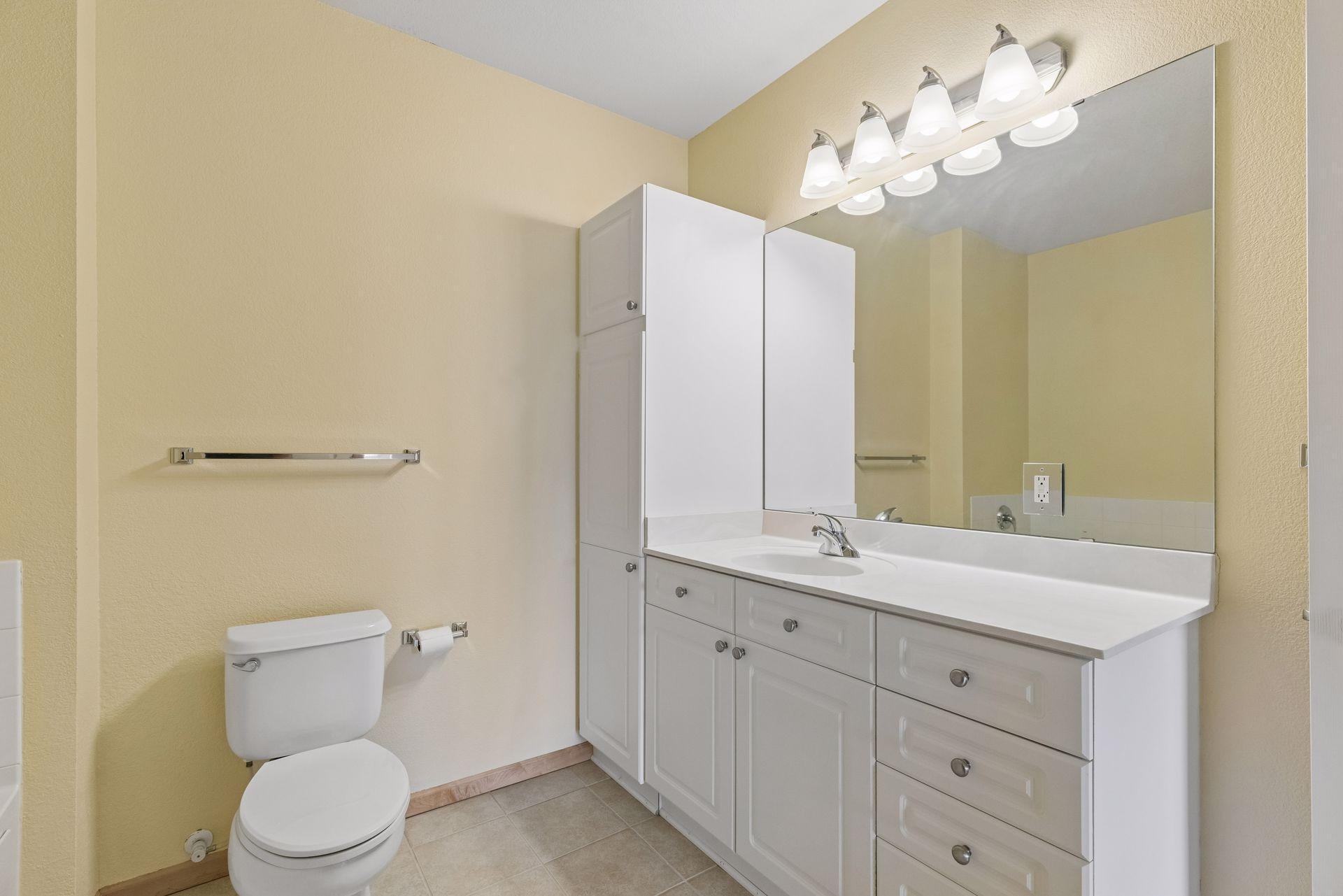 View of Residential at 1800 Graham Avenue #309, Saint Paul MN 55116, Saint Paul (55 of 104) - Mike Wilen | Minnesota Team Real Estate