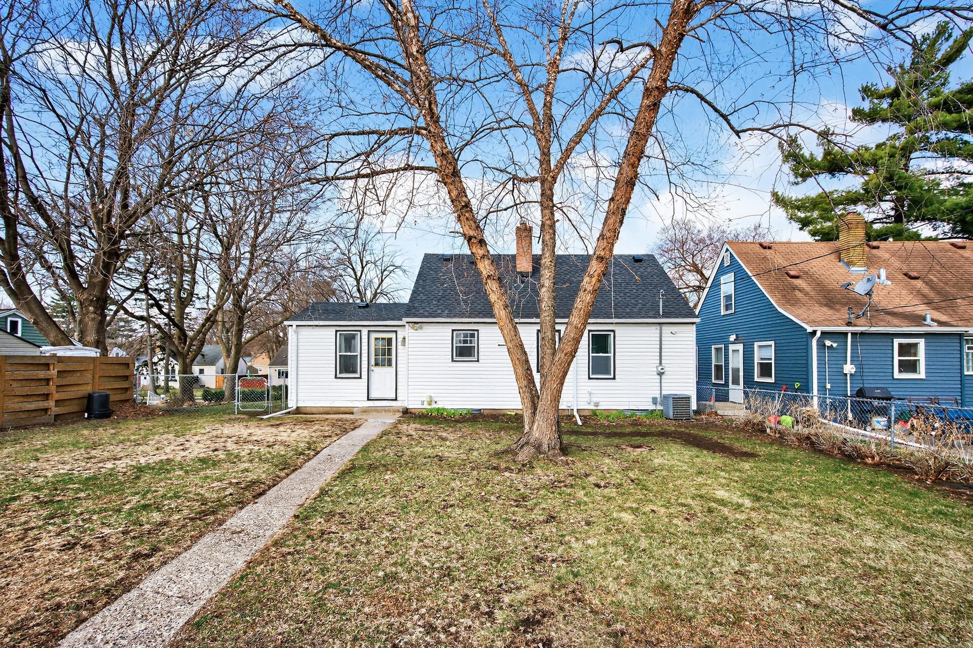 View of Residential at 3137 Florida Avenue, Saint Louis Park MN 55426, Saint Louis Park (27 of 30) - Mike Wilen | Minnesota Team Real Estate