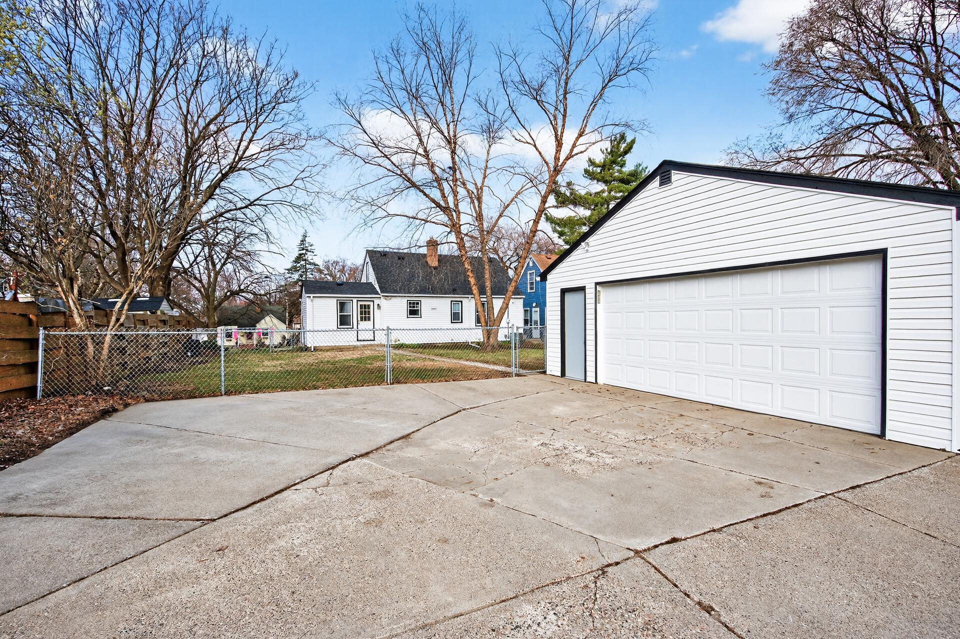 View of Residential at 3137 Florida Avenue, Saint Louis Park MN 55426, Saint Louis Park (26 of 30) - Mike Wilen | Minnesota Team Real Estate