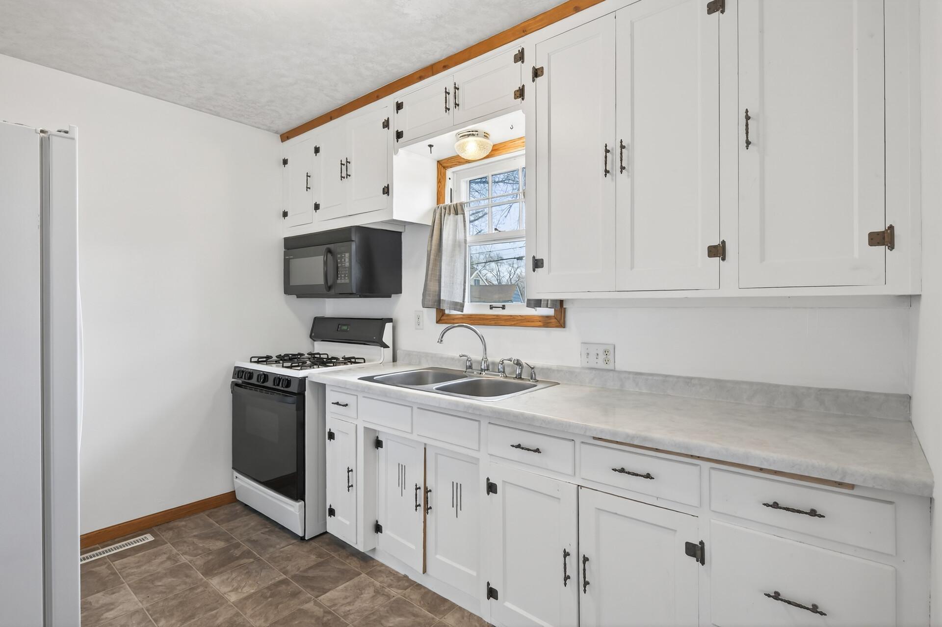 View of Residential at 3137 Florida Avenue, Saint Louis Park MN 55426, Saint Louis Park (11 of 30) - Mike Wilen | Minnesota Team Real Estate