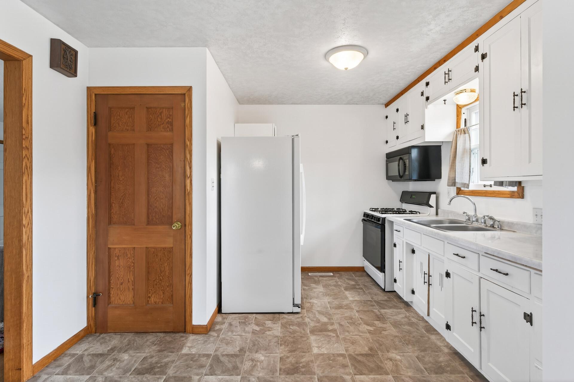 View of Residential at 3137 Florida Avenue, Saint Louis Park MN 55426, Saint Louis Park (9 of 30) - Mike Wilen | Minnesota Team Real Estate