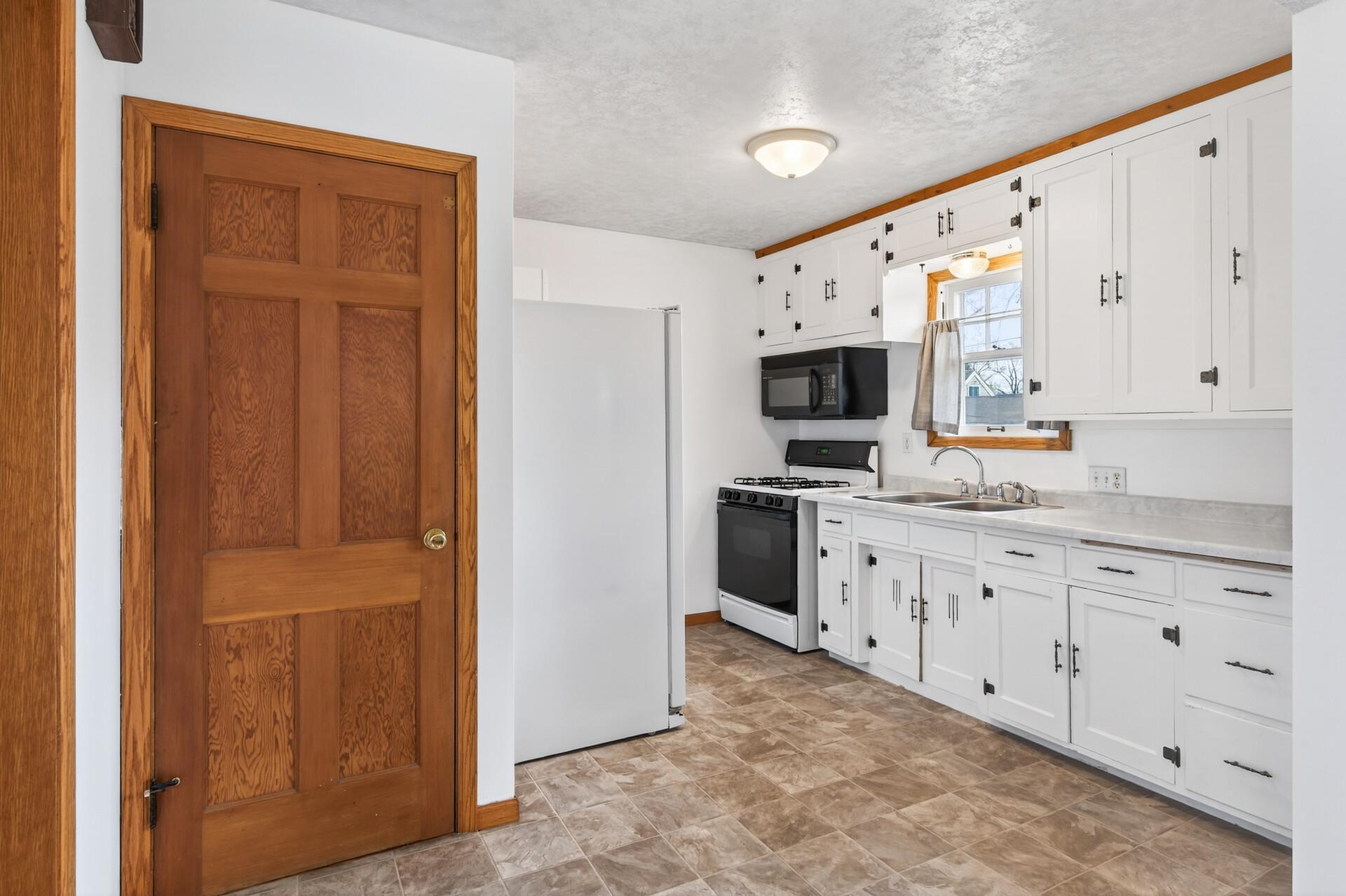 View of Residential at 3137 Florida Avenue, Saint Louis Park MN 55426, Saint Louis Park (8 of 30) - Mike Wilen | Minnesota Team Real Estate