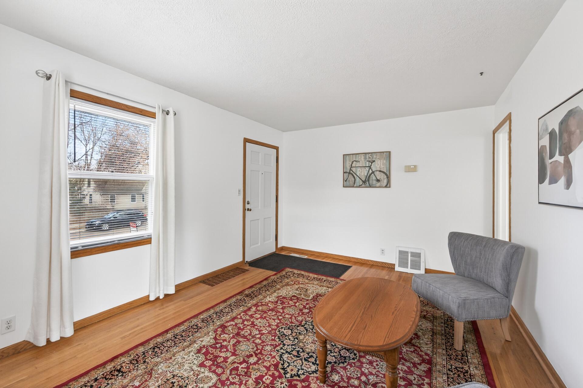 View of Residential at 3137 Florida Avenue, Saint Louis Park MN 55426, Saint Louis Park (7 of 30) - Mike Wilen | Minnesota Team Real Estate