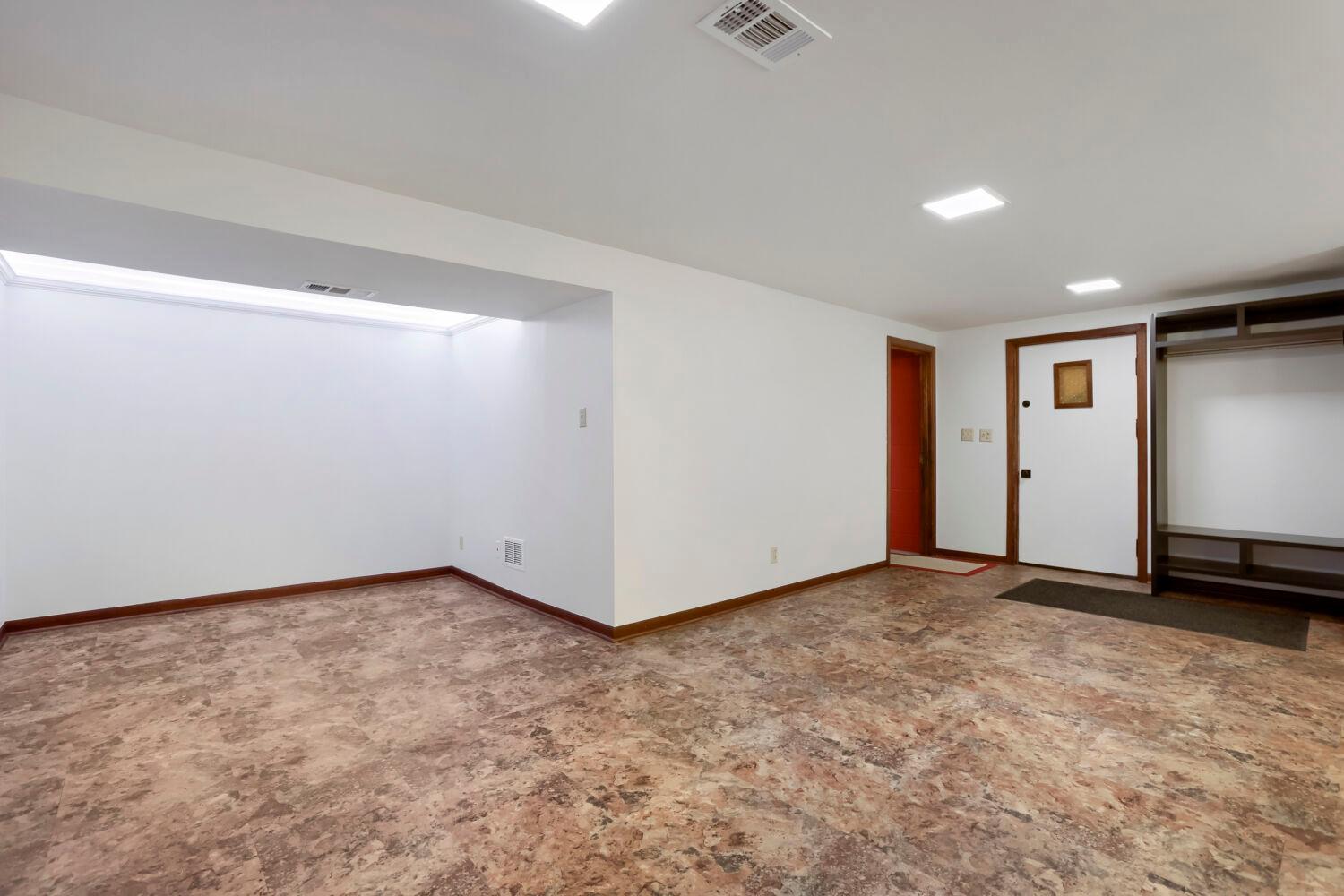 View of Residential at 3407 Cleveland Street, Minneapolis MN 55418, Minneapolis (20 of 25) - Mike Wilen | Minnesota Team Real Estate
