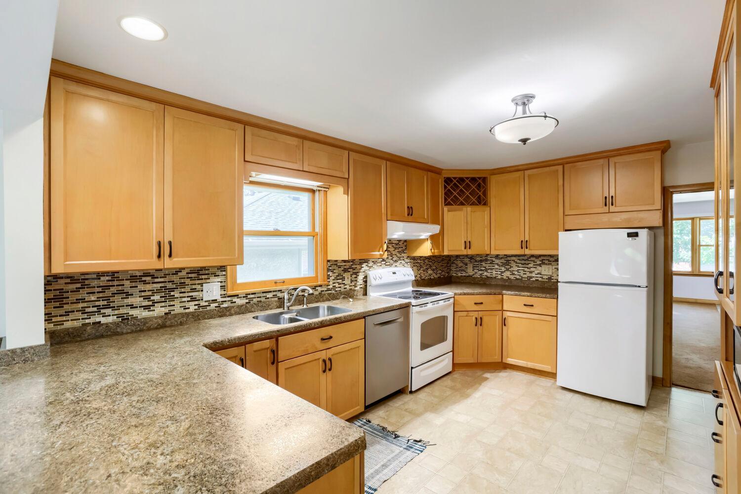 View of Residential at 3407 Cleveland Street, Minneapolis MN 55418, Minneapolis (6 of 25) - Mike Wilen | Minnesota Team Real Estate