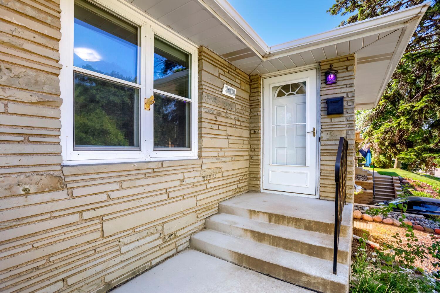 View of Residential at 3407 Cleveland Street, Minneapolis MN 55418, Minneapolis (4 of 25) - Mike Wilen | Minnesota Team Real Estate