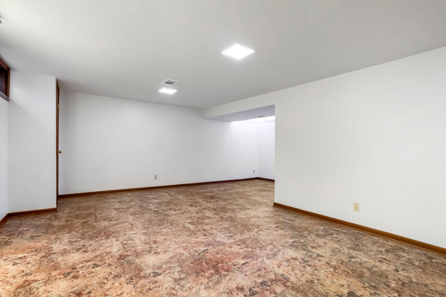 View of Residential at 3407 Cleveland Street, Minneapolis MN 55418, Minneapolis (21 of 25) - Mike Wilen | Minnesota Team Real Estate