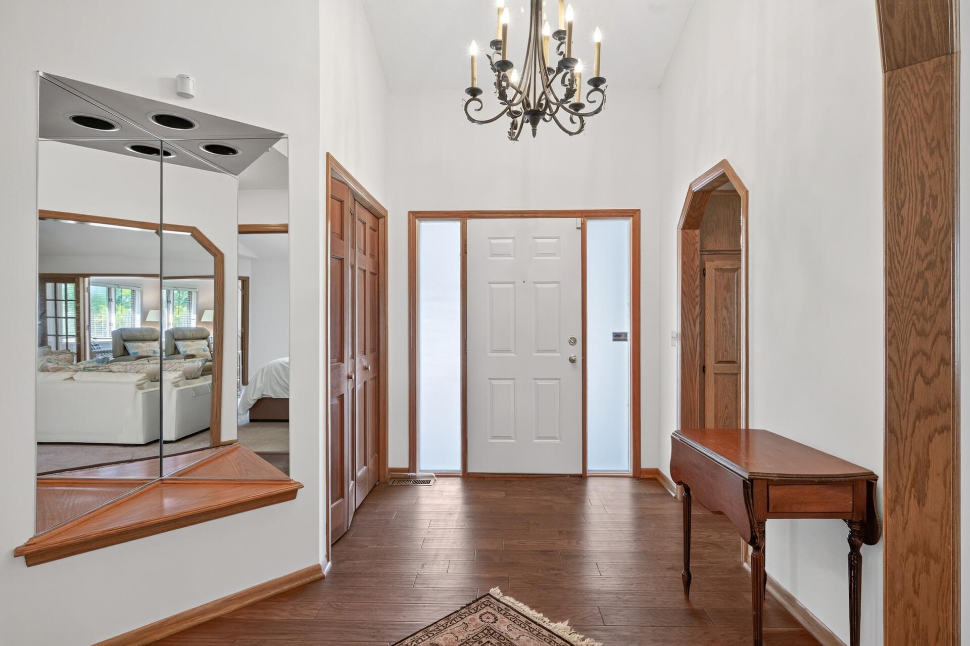 View of Residential at 1144 Lois Court, Shoreview MN 55126, Shoreview (2 of 18) - Mike Wilen | Minnesota Team Real Estate