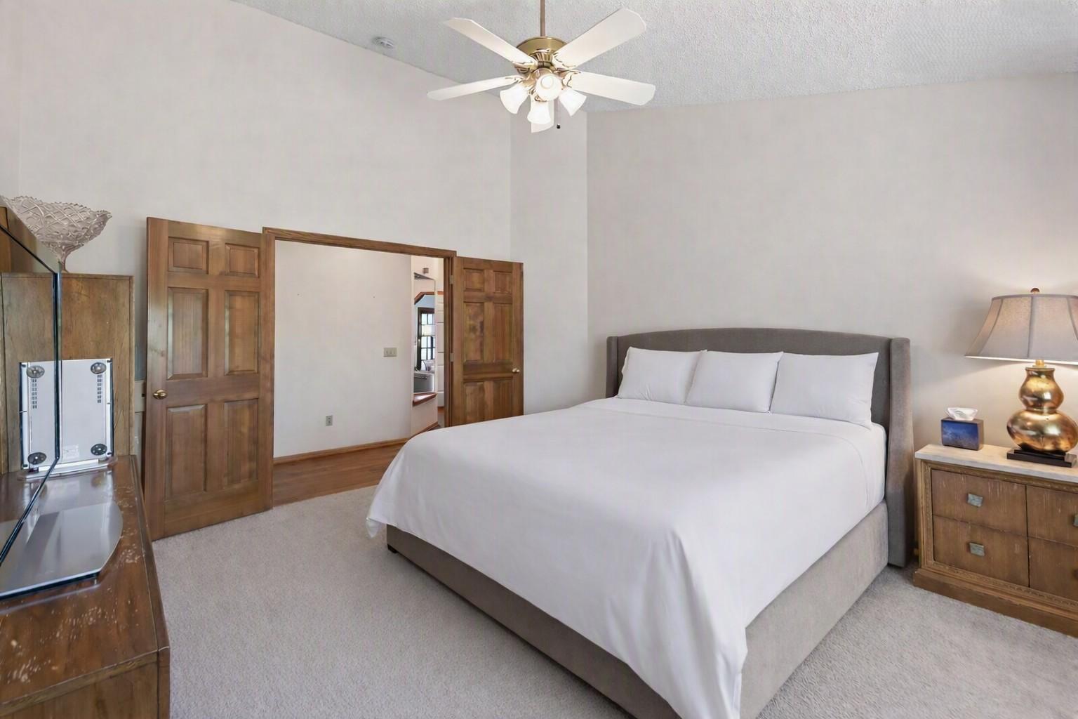 View of Residential at 1144 Lois Court, Shoreview MN 55126, Shoreview (11 of 18) - Mike Wilen | Minnesota Team Real Estate
