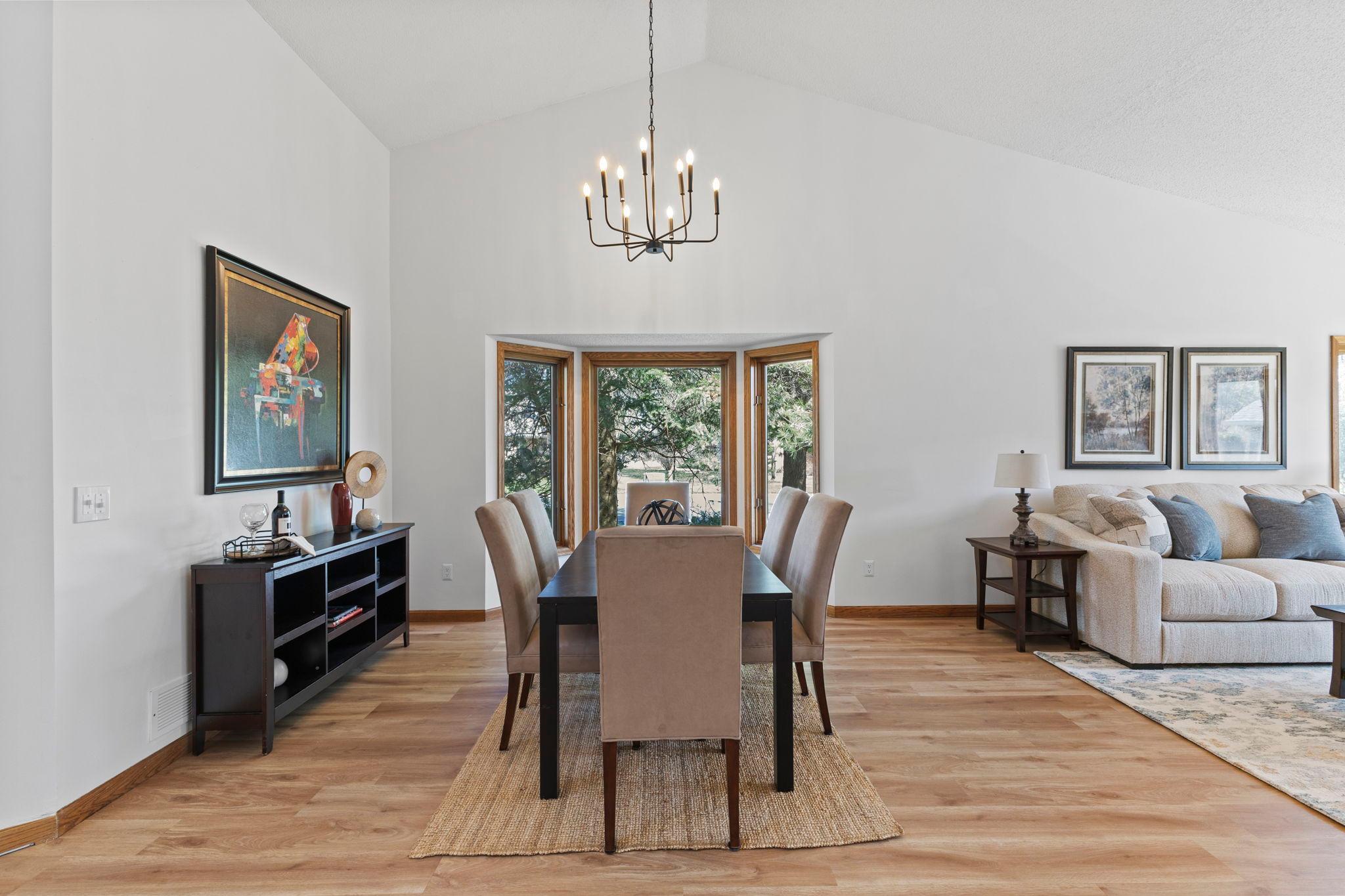 View of Residential at 5619 Dunlap Avenue, Shoreview MN 55126, Shoreview (9 of 33) - Mike Wilen | Minnesota Team Real Estate