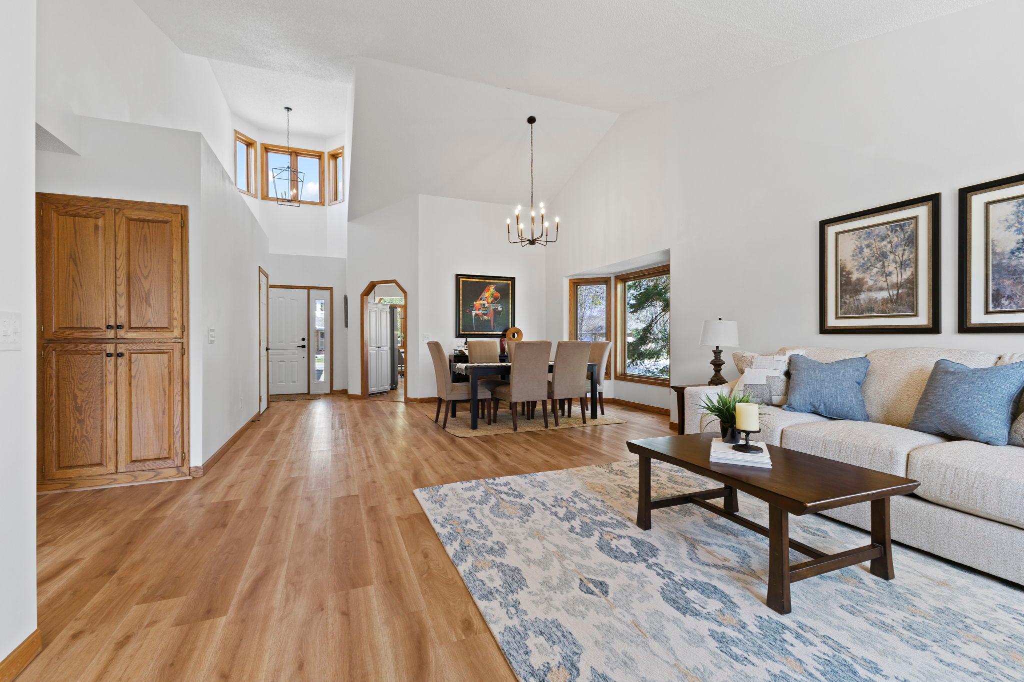 View of Residential at 5619 Dunlap Avenue, Shoreview MN 55126, Shoreview (12 of 33) - Mike Wilen | Minnesota Team Real Estate