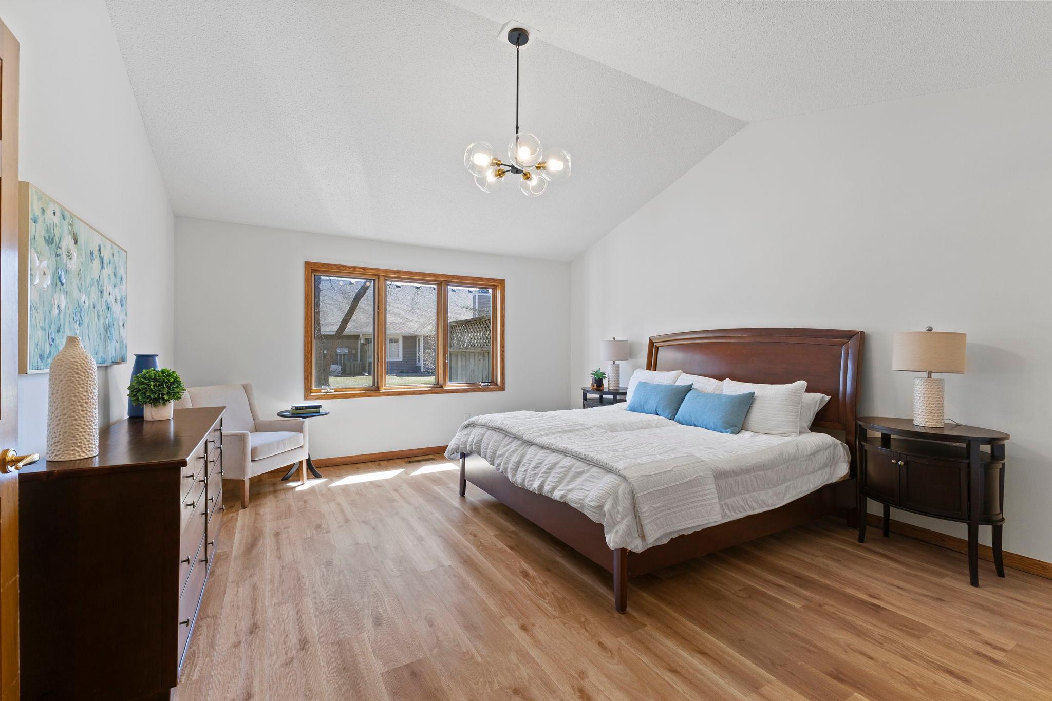 View of Residential at 5619 Dunlap Avenue, Shoreview MN 55126, Shoreview (13 of 33) - Mike Wilen | Minnesota Team Real Estate