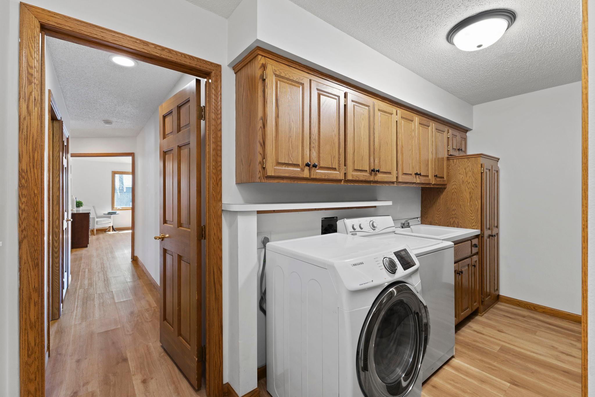 View of Residential at 5619 Dunlap Avenue, Shoreview MN 55126, Shoreview (27 of 33) - Mike Wilen | Minnesota Team Real Estate