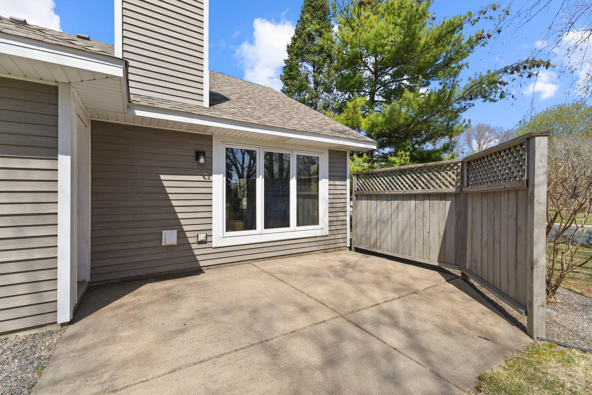 View of Residential at 5619 Dunlap Avenue, Shoreview MN 55126, Shoreview (28 of 33) - Mike Wilen | Minnesota Team Real Estate