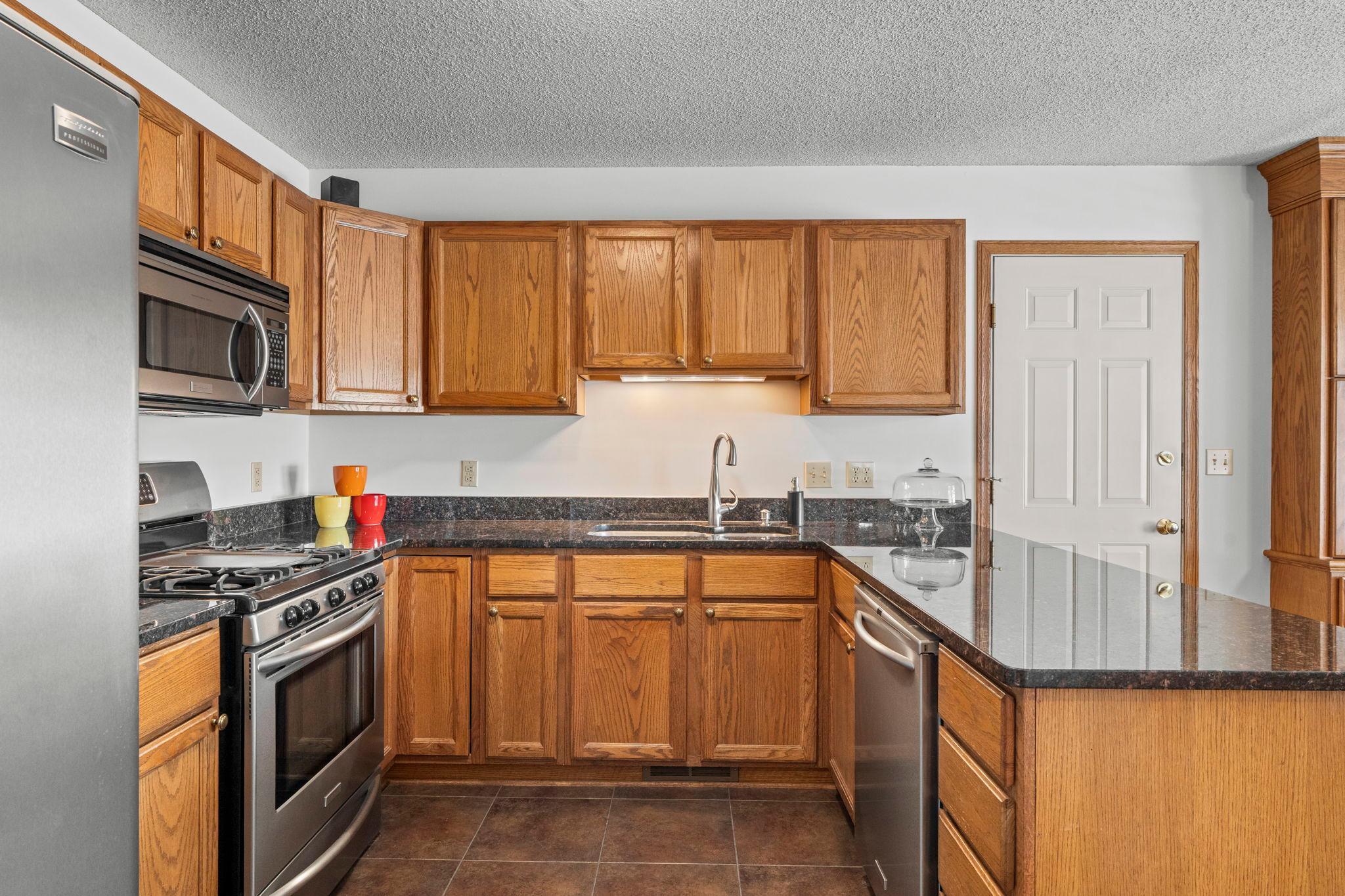 View of Residential at 2996 Highcourte, Roseville MN 55113, Roseville (32 of 72) - Mike Wilen | Minnesota Team Real Estate