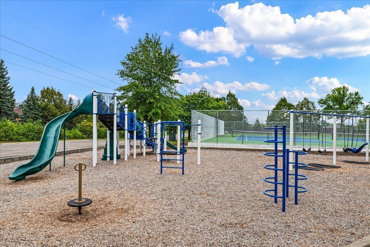 View of Residential at 12272 17th Avenue, Burnsville MN 55337, Burnsville (32 of 34) - Mike Wilen | Minnesota Team Real Estate