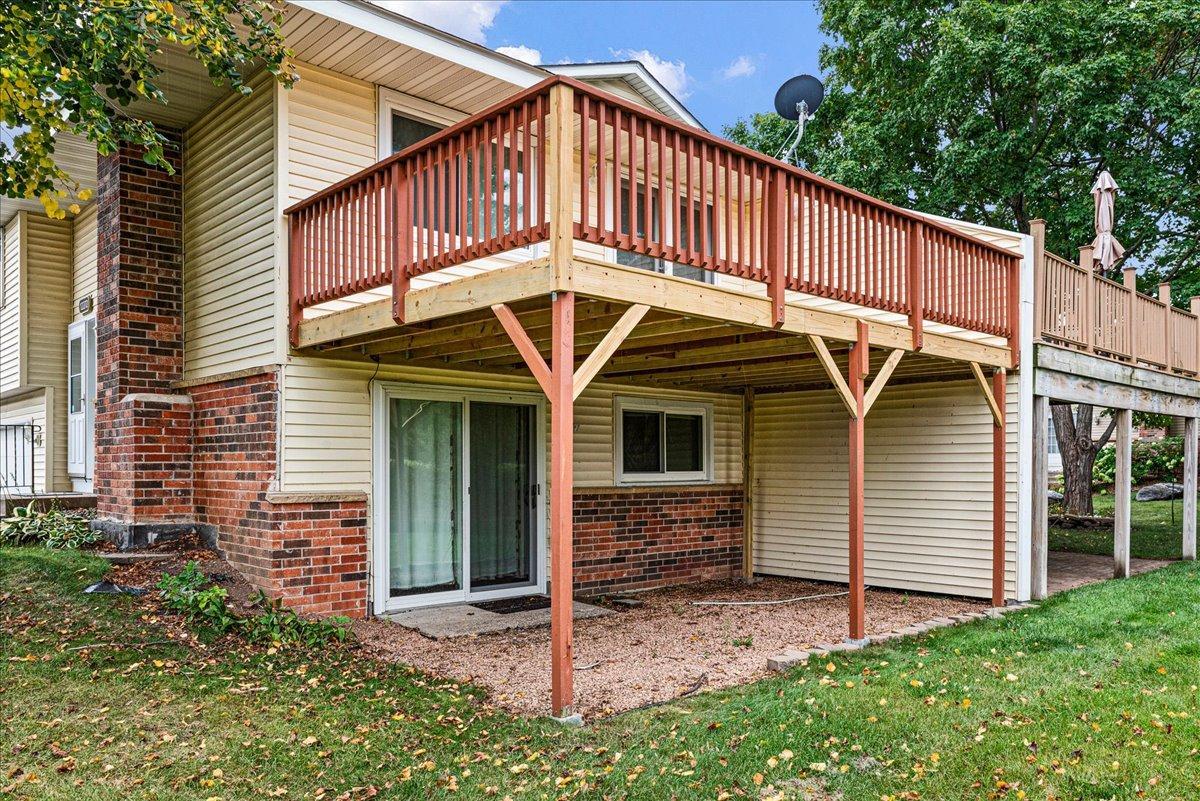 View of Residential at 12272 17th Avenue, Burnsville MN 55337, Burnsville (25 of 34) - Mike Wilen | Minnesota Team Real Estate