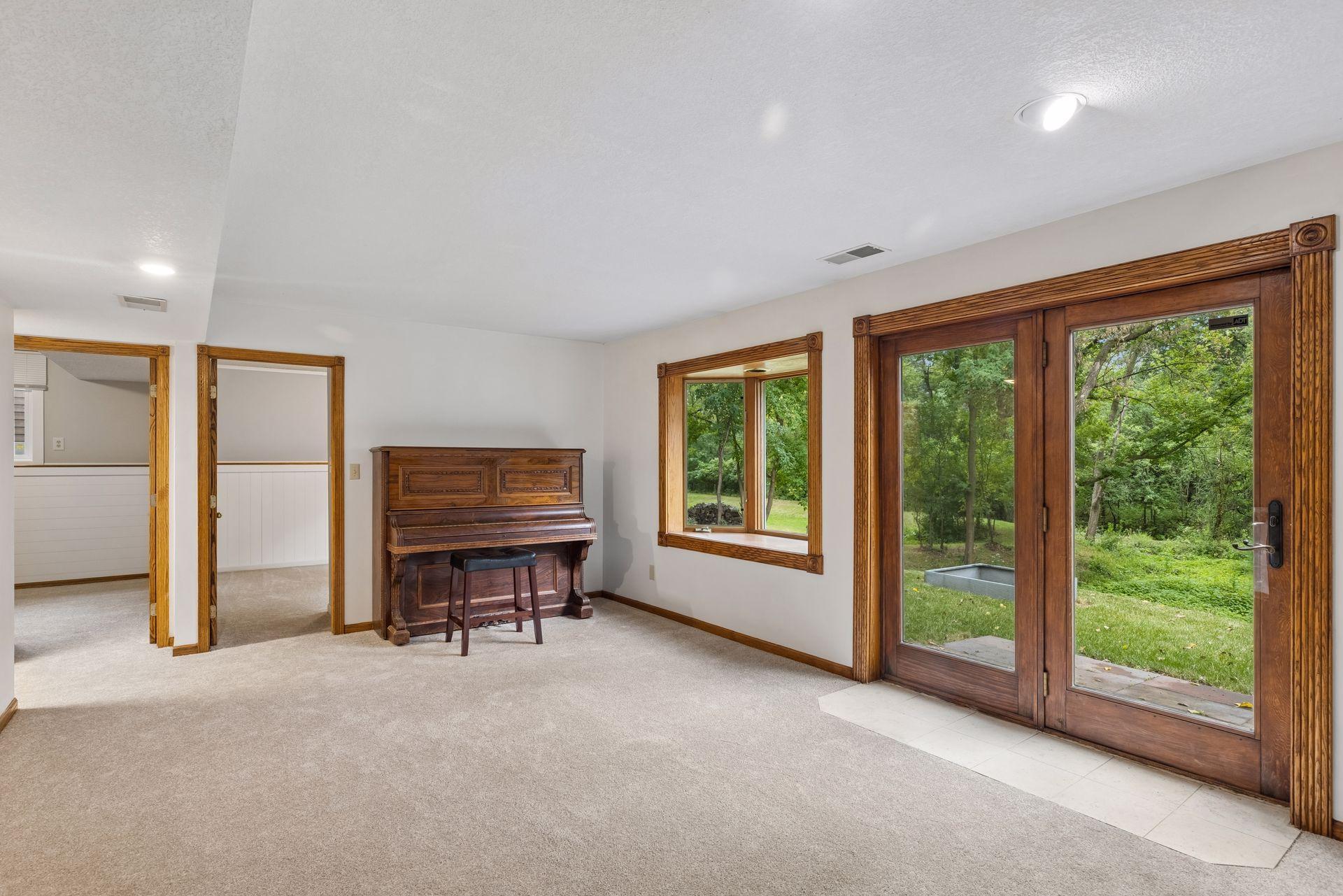 View of Residential at 2512 8th Street, White Bear Lake MN 55110, White Bear Lake (30 of 60) - Mike Wilen | Minnesota Team Real Estate