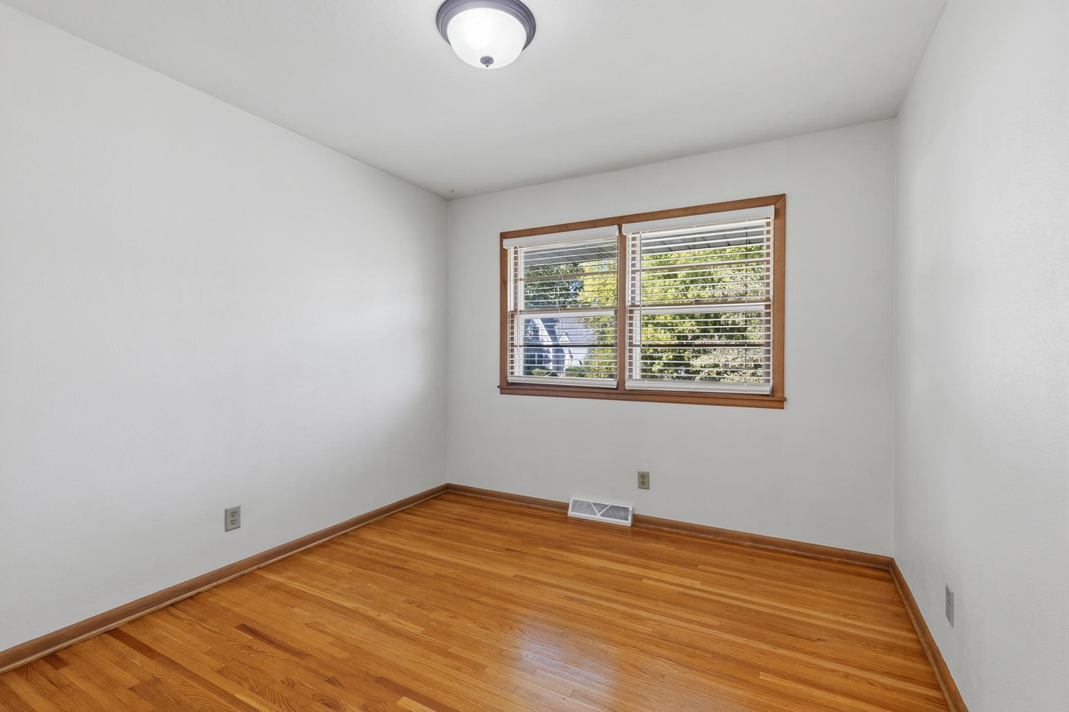 View of Residential at 1300 Lakeview Avenue, Mendota Heights MN 55120, Mendota Heights (15 of 46) - Mike Wilen | Minnesota Team Real Estate