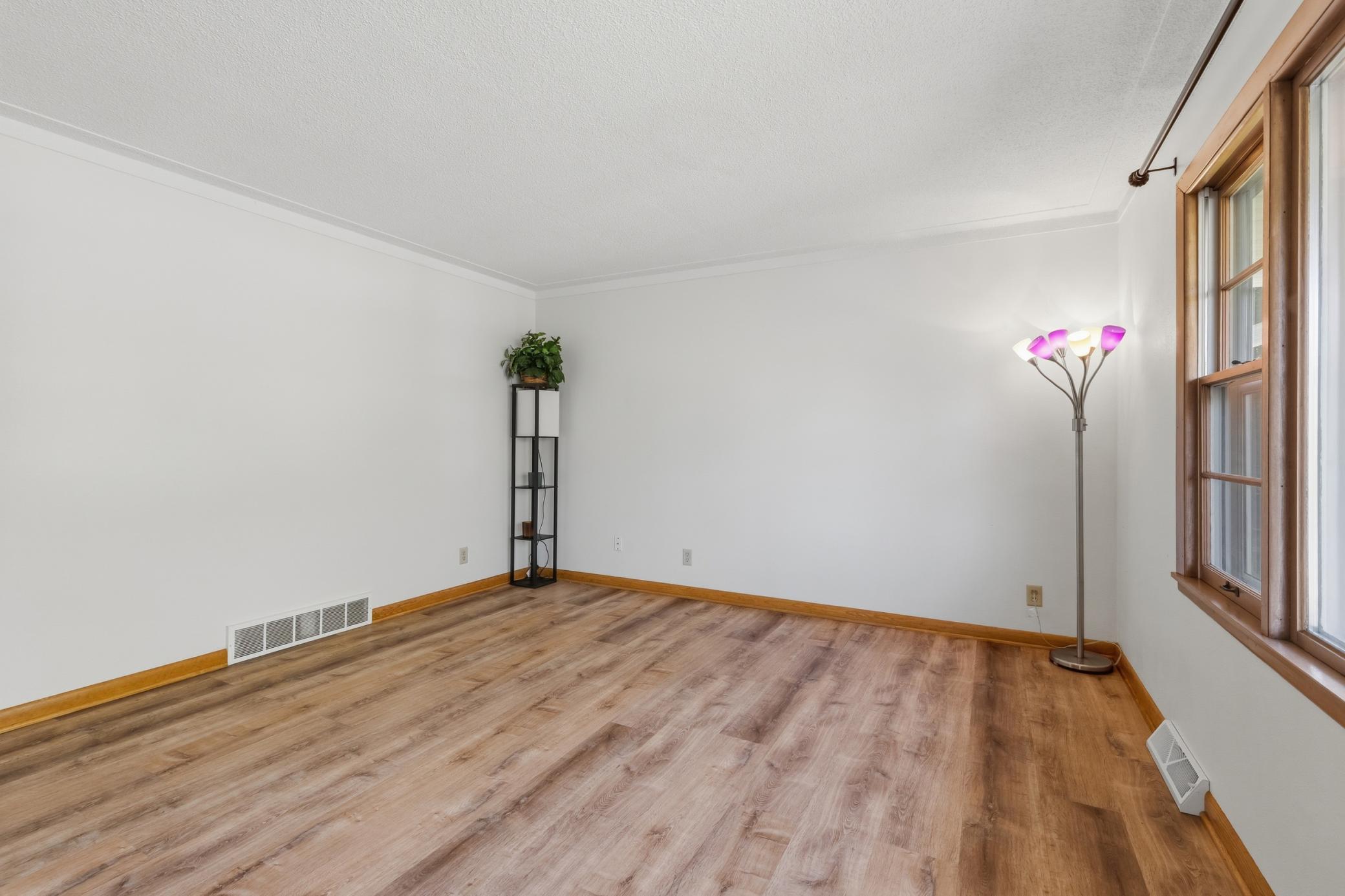 View of Residential at 1300 Lakeview Avenue, Mendota Heights MN 55120, Mendota Heights (9 of 46) - Mike Wilen | Minnesota Team Real Estate
