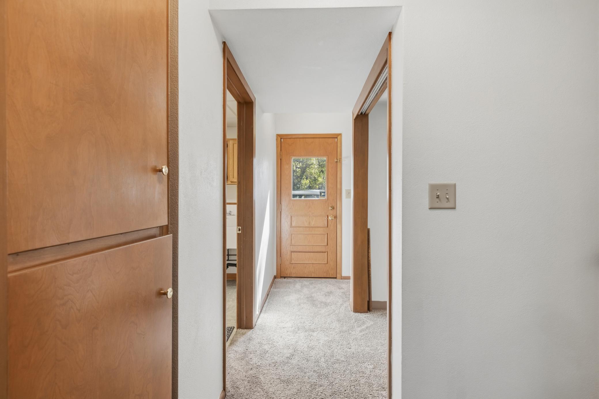 View of Residential at 1300 Lakeview Avenue, Mendota Heights MN 55120, Mendota Heights (30 of 46) - Mike Wilen | Minnesota Team Real Estate