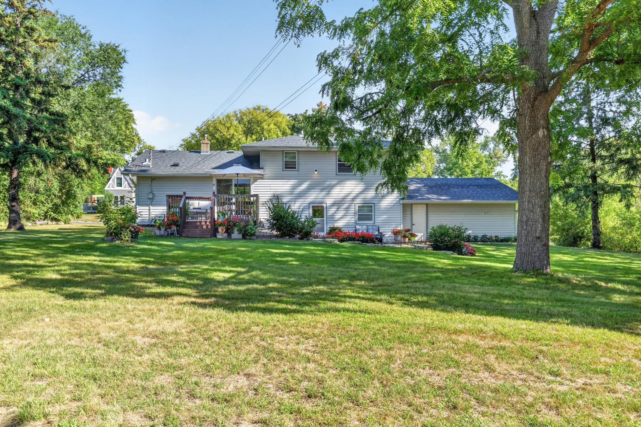 View of Residential at 1300 Lakeview Avenue, Mendota Heights MN 55120, Mendota Heights (39 of 46) - Mike Wilen | Minnesota Team Real Estate