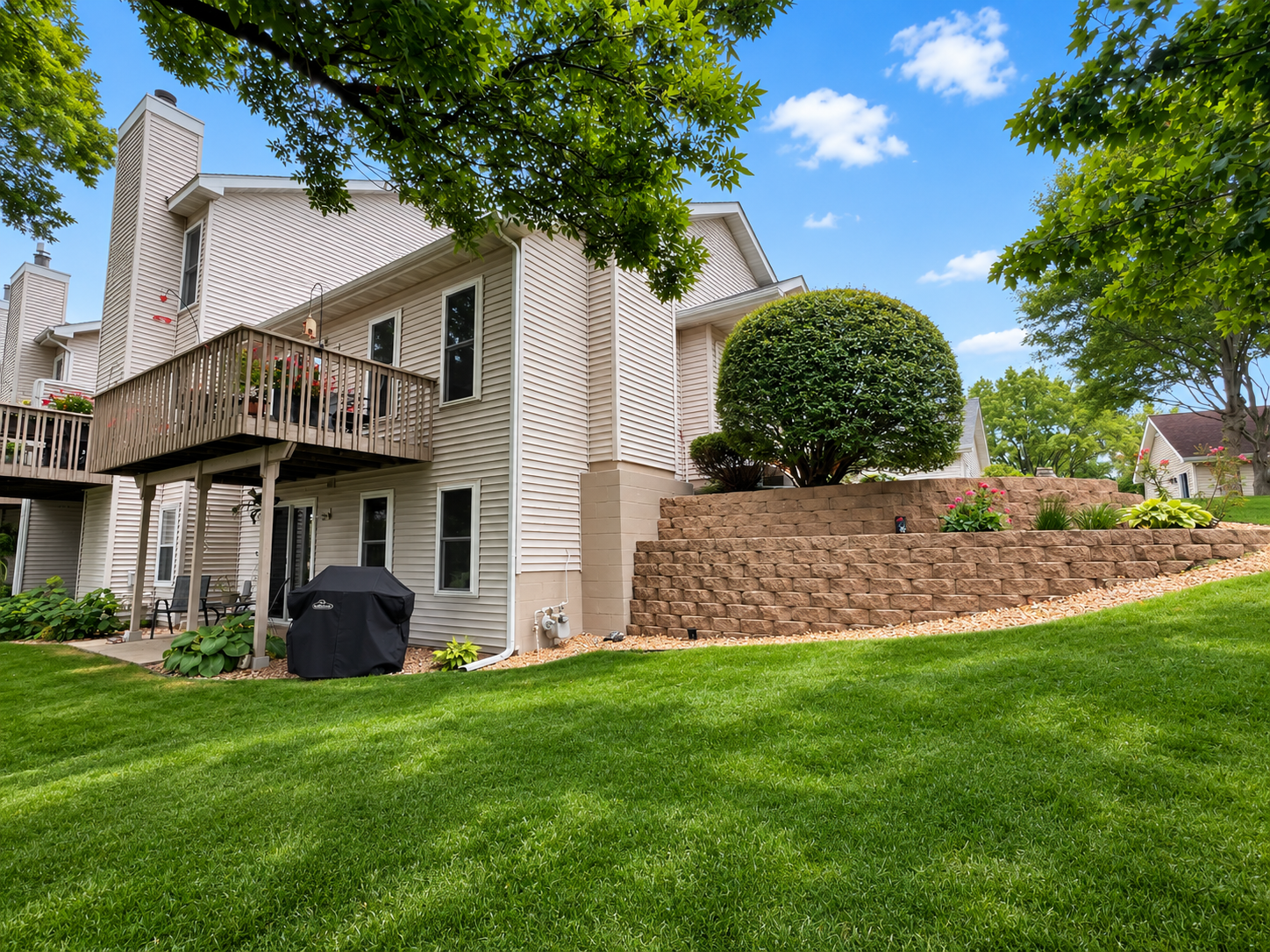 View of Residential at 10295 Arrowwood Drive, Eden Prairie MN 55347, Eden Prairie (6 of 42) - Mike Wilen | Minnesota Team Real Estate