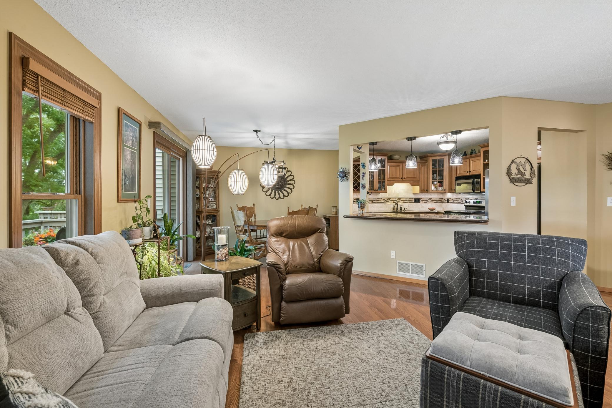 View of Residential at 10295 Arrowwood Drive, Eden Prairie MN 55347, Eden Prairie (12 of 42) - Mike Wilen | Minnesota Team Real Estate