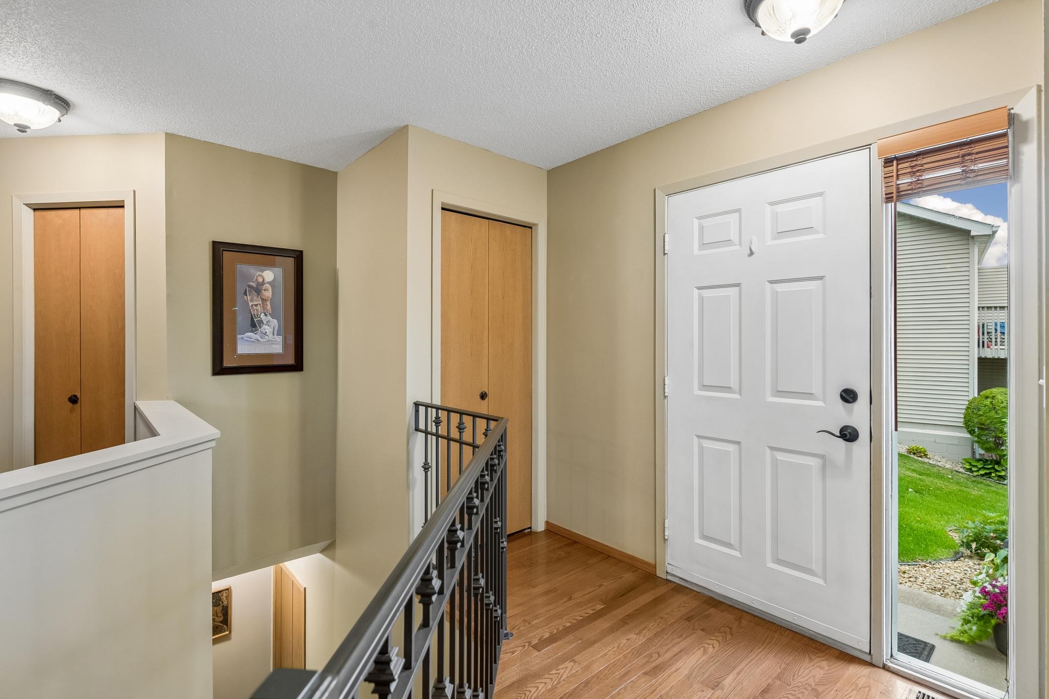 View of Residential at 10295 Arrowwood Drive, Eden Prairie MN 55347, Eden Prairie (7 of 42) - Mike Wilen | Minnesota Team Real Estate