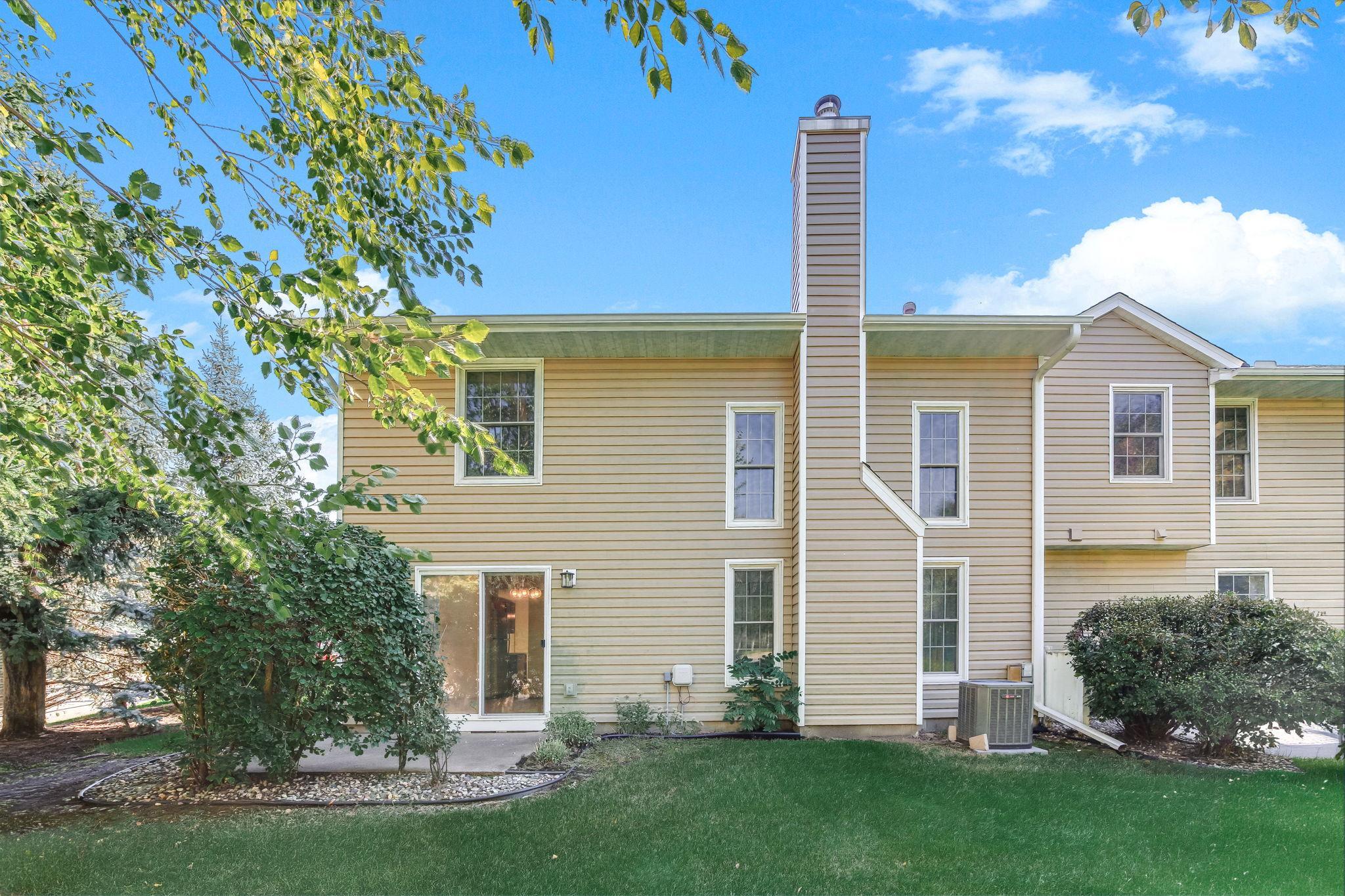 View of Residential at 6604 Upper 23rd Street, Oakdale MN 55128, Oakdale (35 of 38) - Mike Wilen | Minnesota Team Real Estate