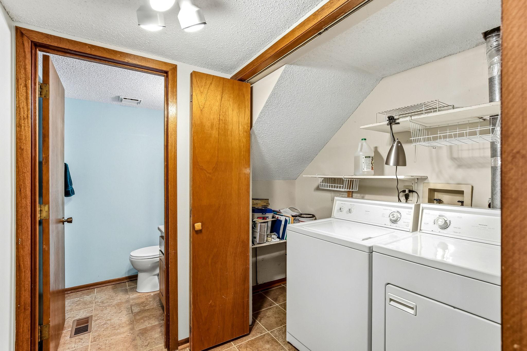 View of Residential at 6604 Upper 23rd Street, Oakdale MN 55128, Oakdale (28 of 38) - Mike Wilen | Minnesota Team Real Estate