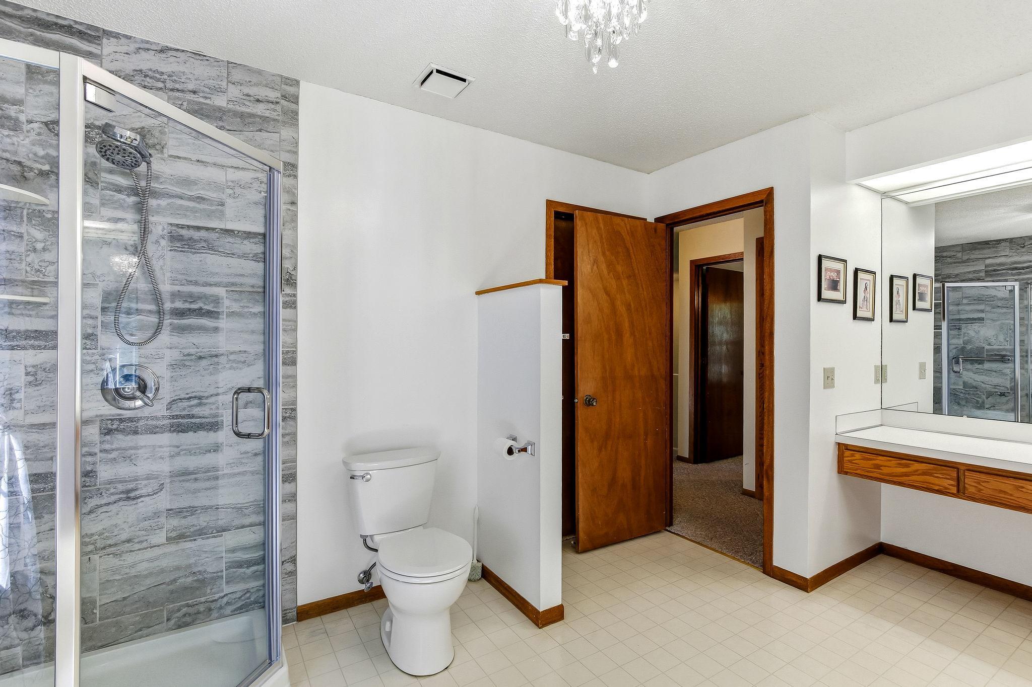 View of Residential at 6604 Upper 23rd Street, Oakdale MN 55128, Oakdale (24 of 38) - Mike Wilen | Minnesota Team Real Estate