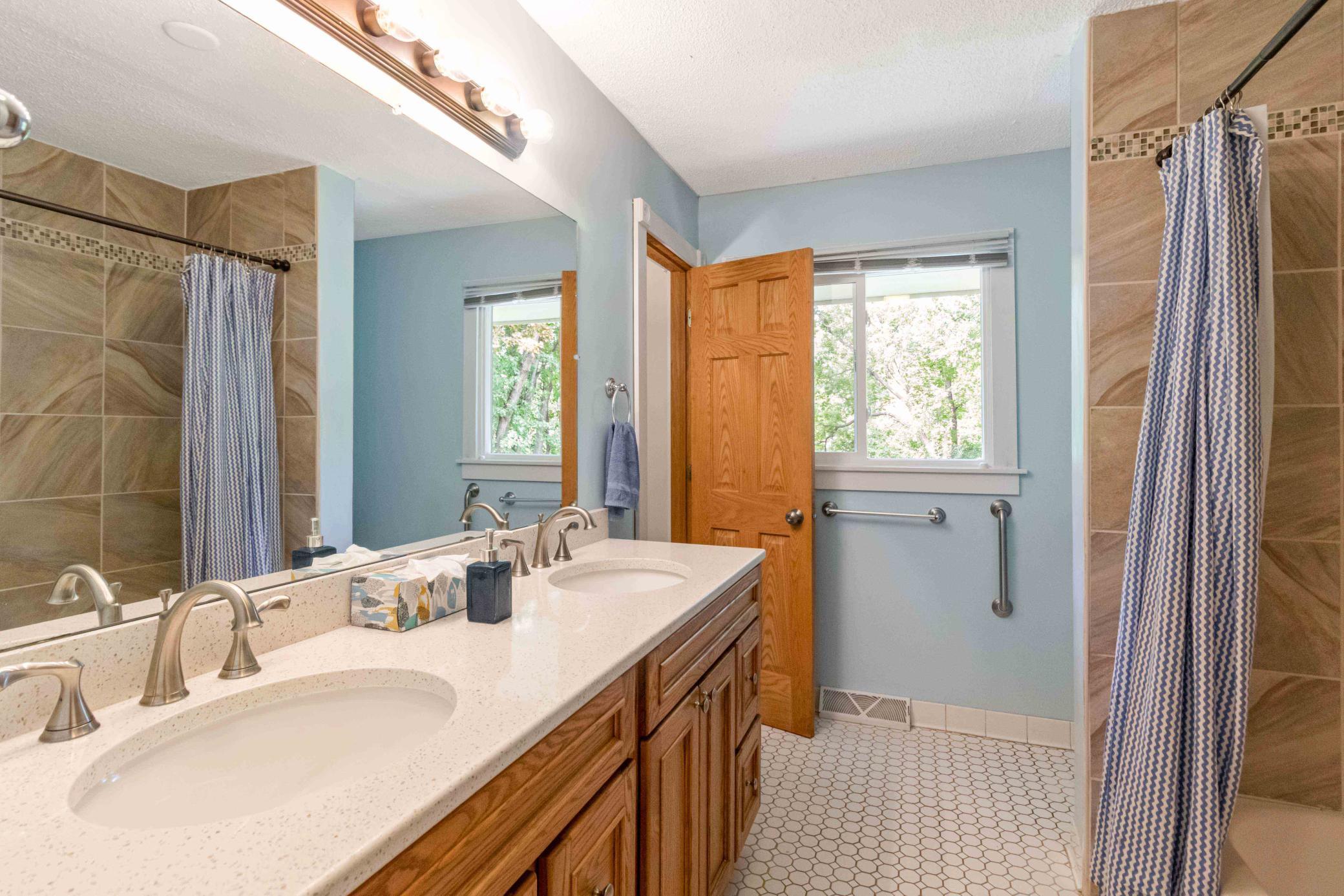 View of Residential at 17801 Jaguar Path, Lakeville MN 55044, Lakeville (18 of 46) - Mike Wilen | Minnesota Team Real Estate