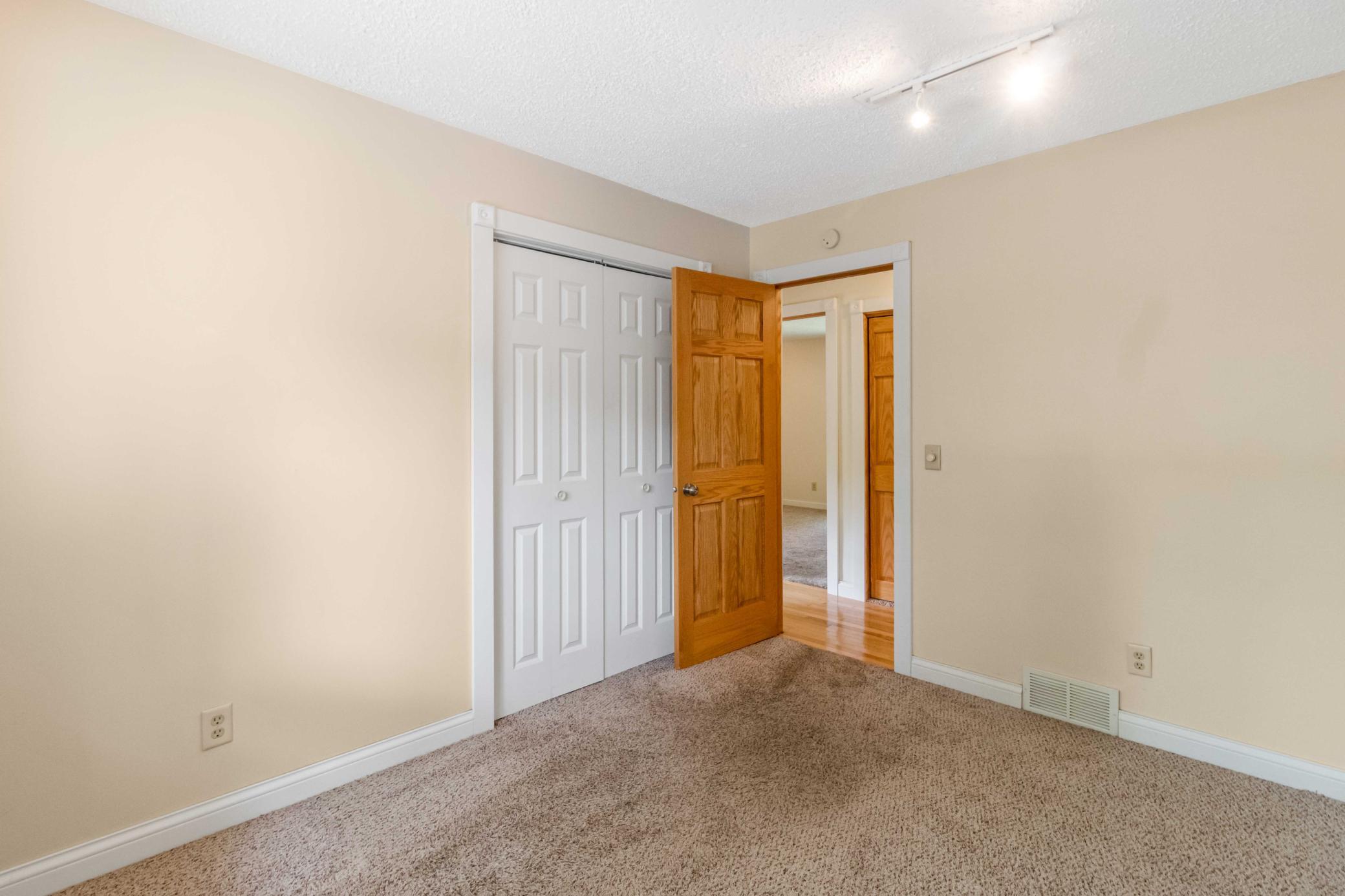 View of Residential at 17801 Jaguar Path, Lakeville MN 55044, Lakeville (22 of 46) - Mike Wilen | Minnesota Team Real Estate