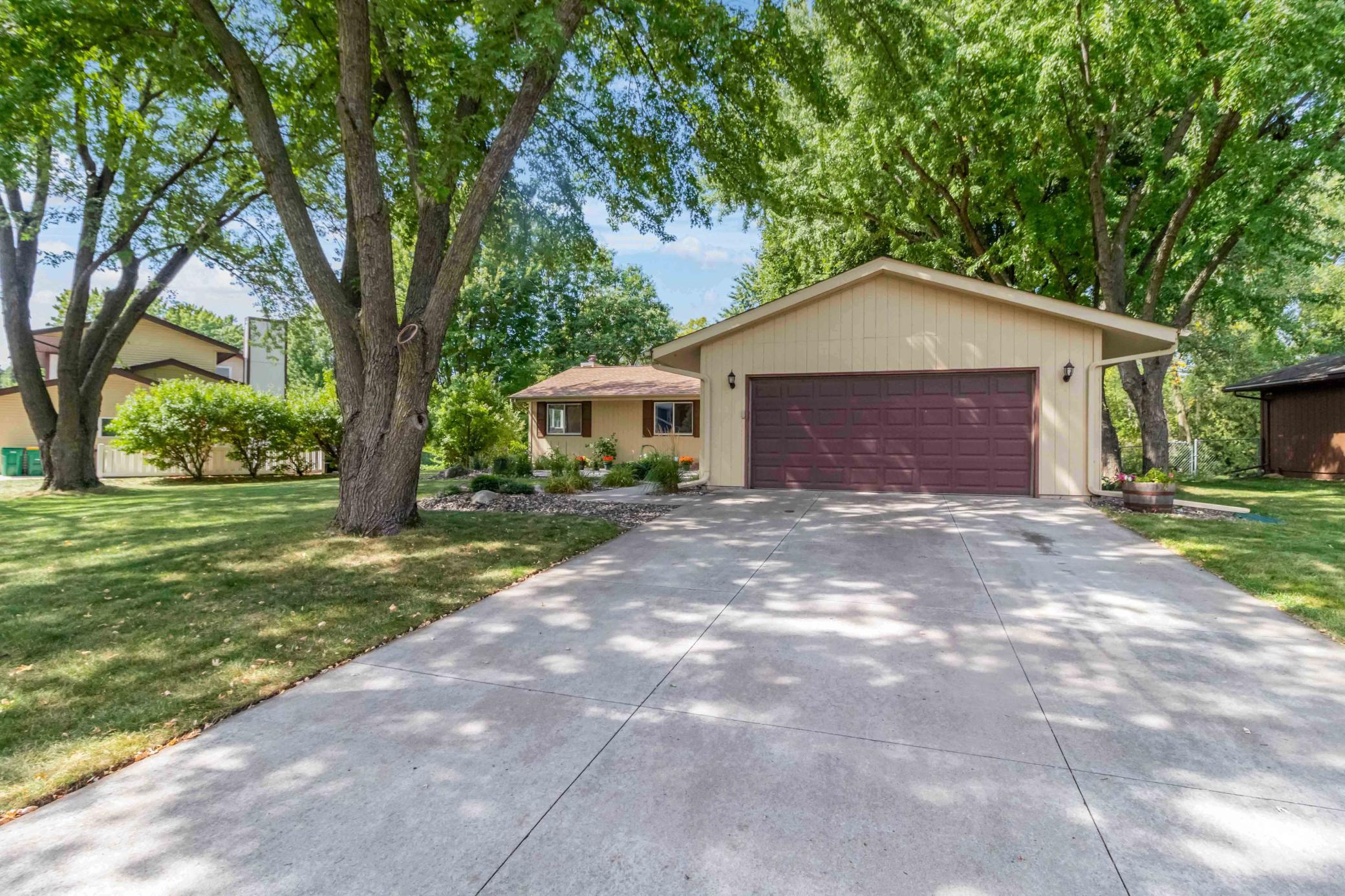 View of Residential at 17801 Jaguar Path, Lakeville MN 55044, Lakeville (35 of 46) - Mike Wilen | Minnesota Team Real Estate