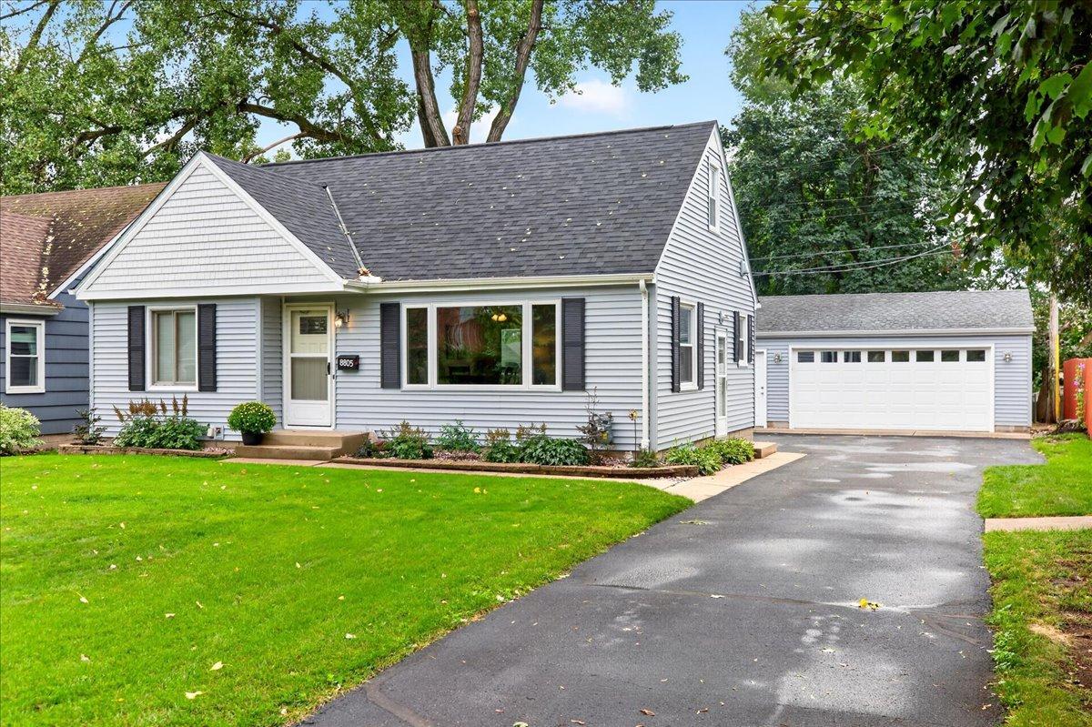 View of Residential at 8805 Club Road, Saint Louis Park MN 55426, Saint Louis Park - Mike Wilen | Minnesota Team Real Estate