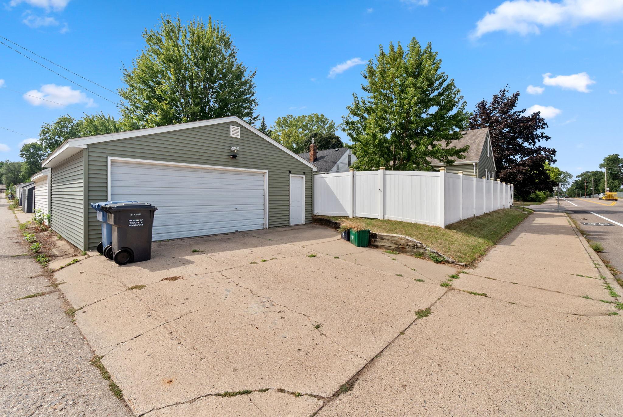 View of Residential at 4601 13th Avenue, Minneapolis MN 55407, Minneapolis (32 of 34) - Mike Wilen | Minnesota Team Real Estate