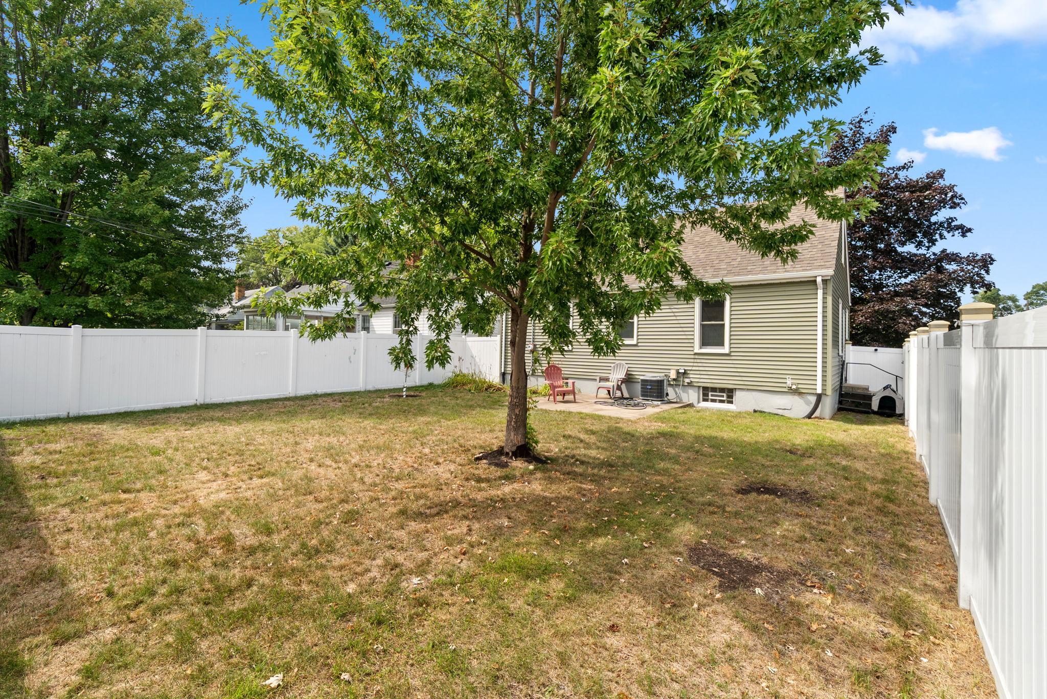 View of Residential at 4601 13th Avenue, Minneapolis MN 55407, Minneapolis (29 of 34) - Mike Wilen | Minnesota Team Real Estate