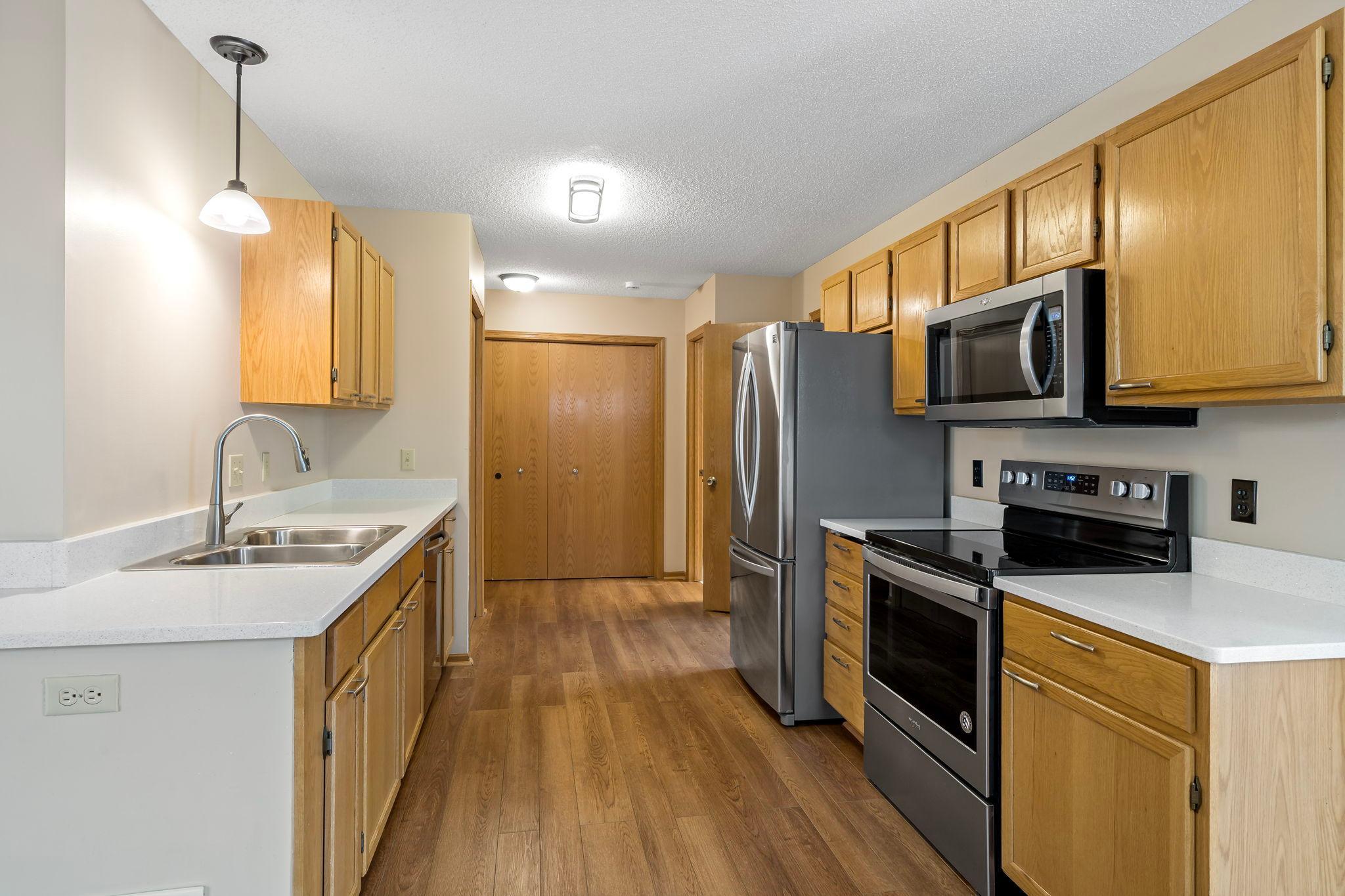View of Residential at 13891 Granada Way #39, Apple Valley MN 55124, Apple Valley (8 of 34) - Mike Wilen | Minnesota Team Real Estate
