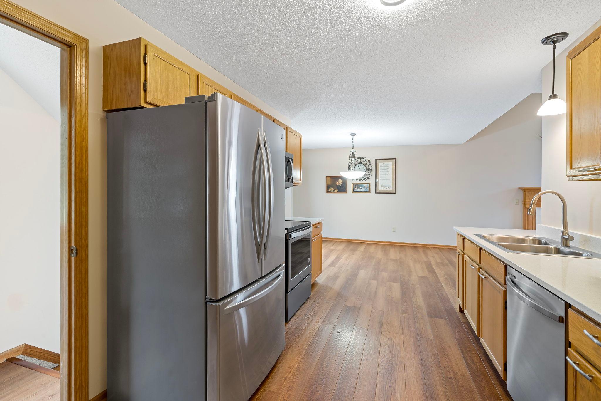 View of Residential at 13891 Granada Way #39, Apple Valley MN 55124, Apple Valley (11 of 34) - Mike Wilen | Minnesota Team Real Estate