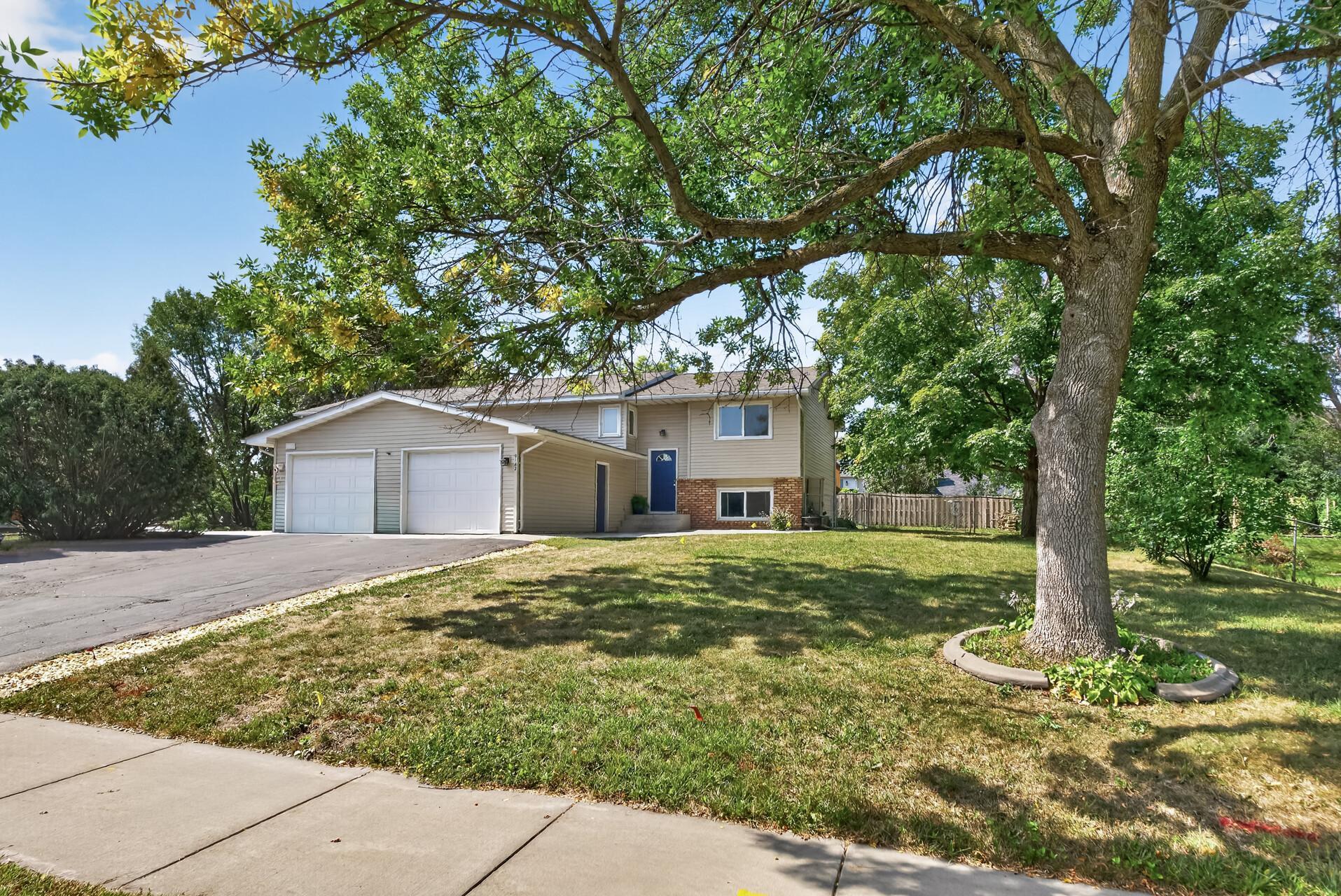 View of Residential at 9143 Forestview Lane, Maple Grove MN 55369, Maple Grove (4 of 32) - Mike Wilen | Minnesota Team Real Estate