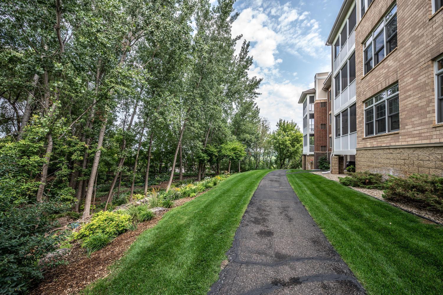 View of Residential at 500 Greenhaven Drive #205, Burnsville MN 55306, Burnsville (32 of 39) - Mike Wilen | Minnesota Team Real Estate