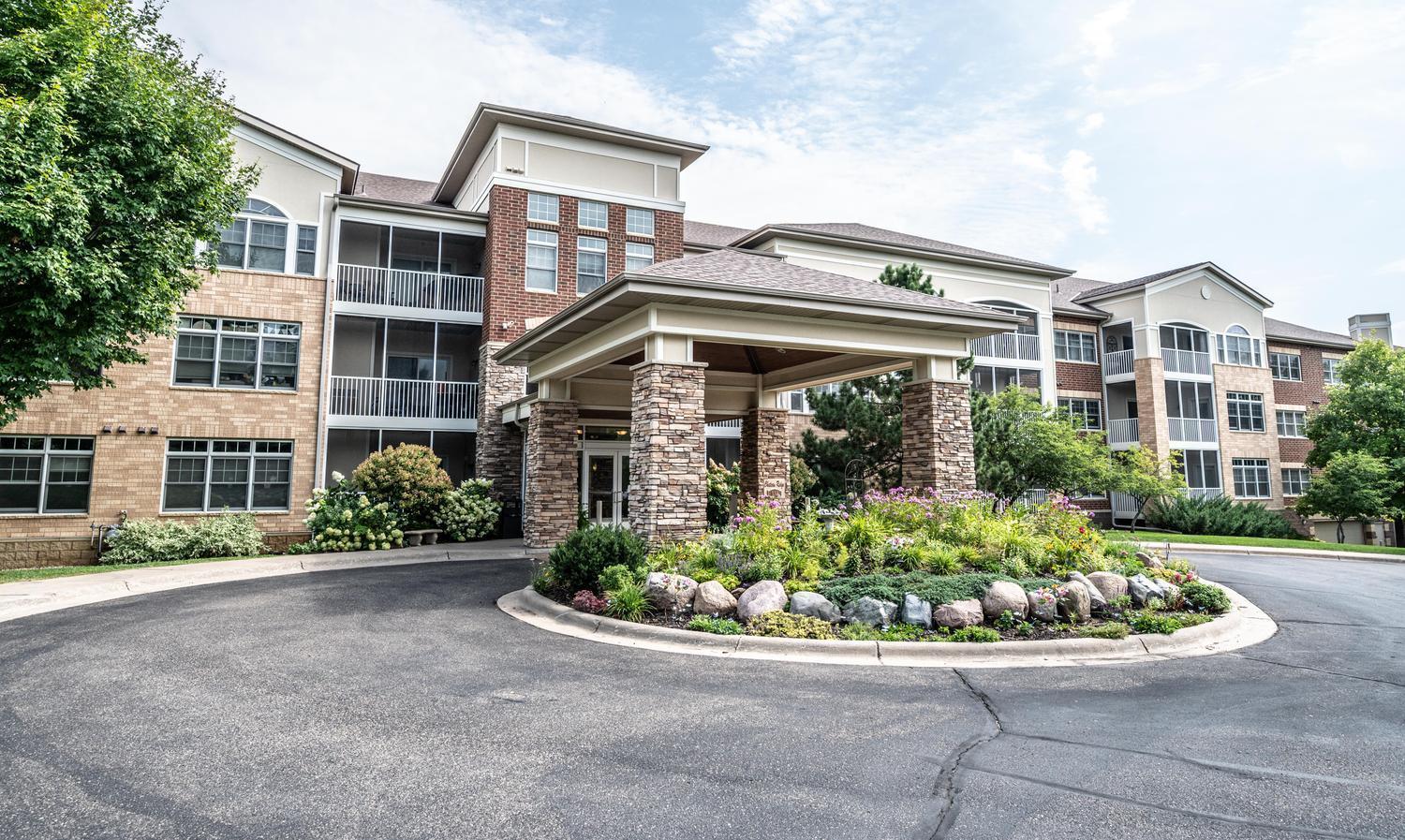 View of Residential at 500 Greenhaven Drive #205, Burnsville MN 55306, Burnsville (2 of 39) - Mike Wilen | Minnesota Team Real Estate