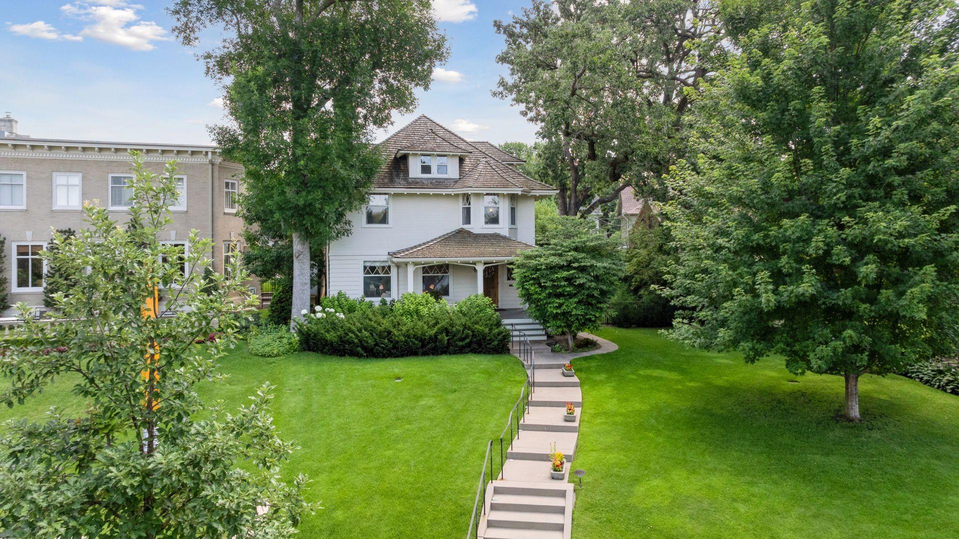 View of Residential at 2225 Lake Of The Isles Parkway, Minneapolis MN 55405, Minneapolis (5 of 91) - Mike Wilen | Minnesota Team Real Estate