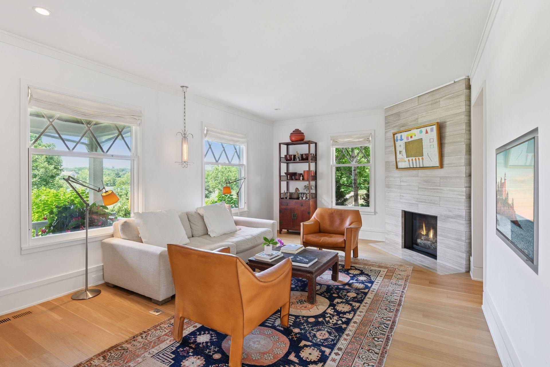 View of Residential at 2225 Lake Of The Isles Parkway, Minneapolis MN 55405, Minneapolis (11 of 91) - Mike Wilen | Minnesota Team Real Estate