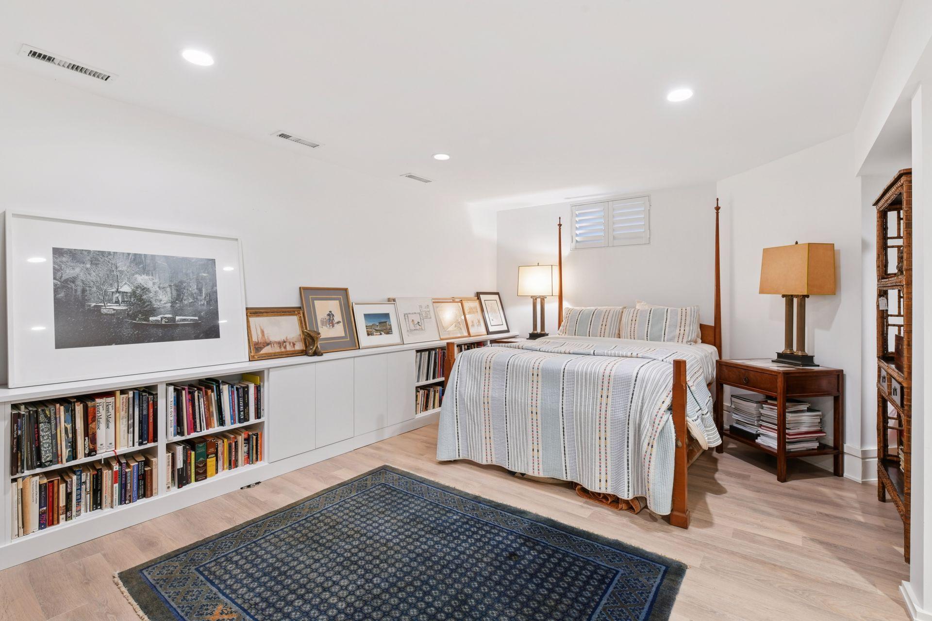 View of Residential at 2225 Lake Of The Isles Parkway, Minneapolis MN 55405, Minneapolis (41 of 91) - Mike Wilen | Minnesota Team Real Estate