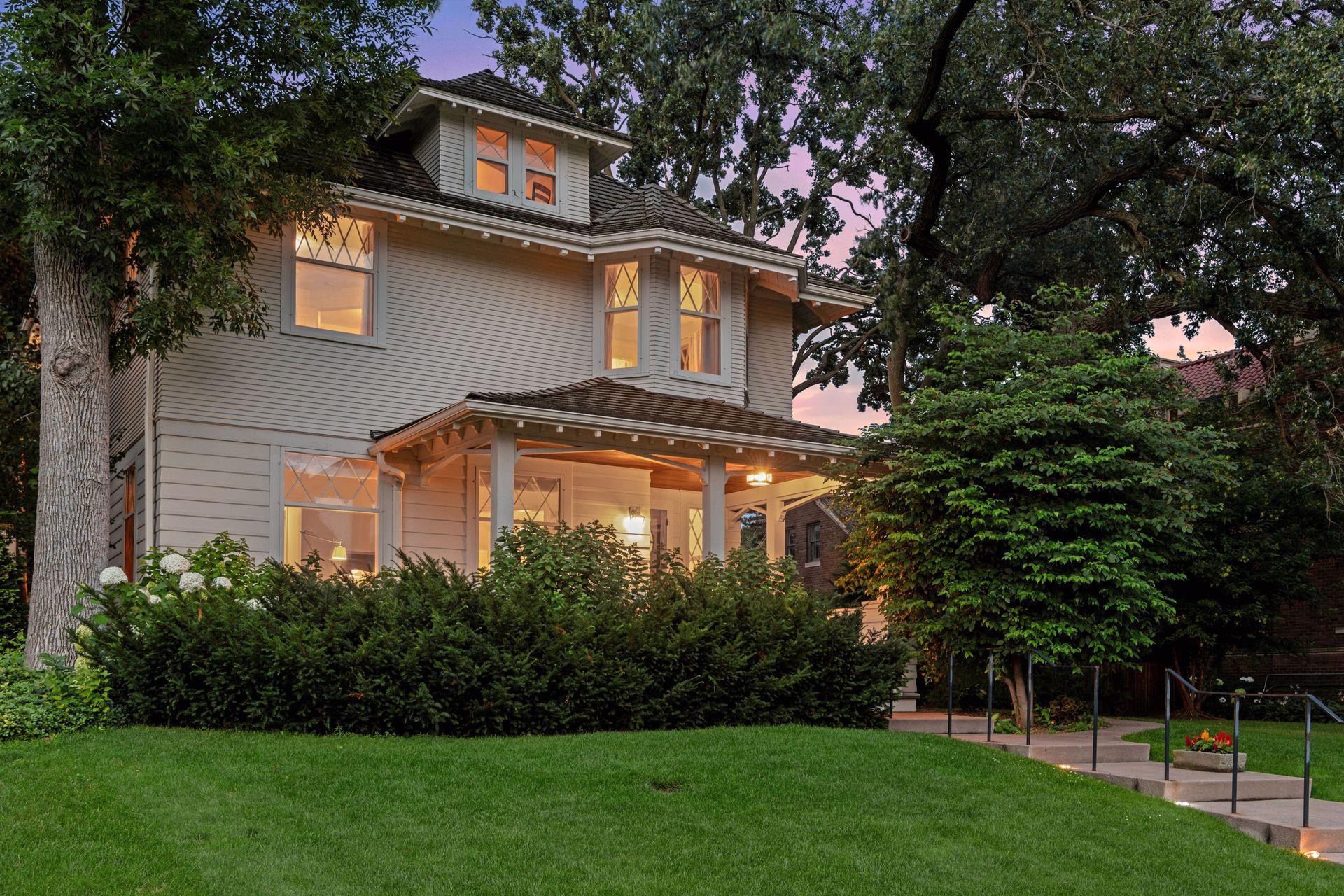 View of Residential at 2225 Lake Of The Isles Parkway, Minneapolis MN 55405, Minneapolis (49 of 91) - Mike Wilen | Minnesota Team Real Estate