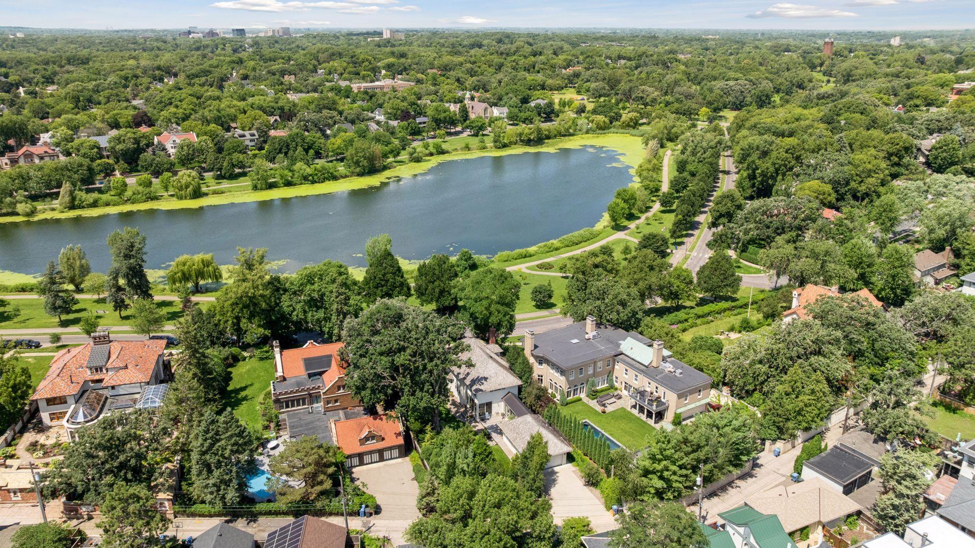 View of Residential at 2225 Lake Of The Isles Parkway, Minneapolis MN 55405, Minneapolis (57 of 91) - Mike Wilen | Minnesota Team Real Estate