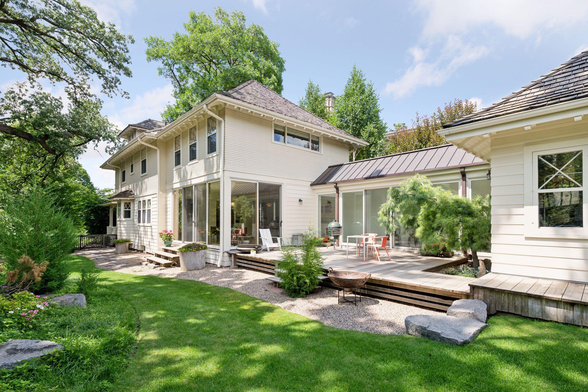 View of Residential at 2225 Lake Of The Isles Parkway, Minneapolis MN 55405, Minneapolis (80 of 91) - Mike Wilen | Minnesota Team Real Estate
