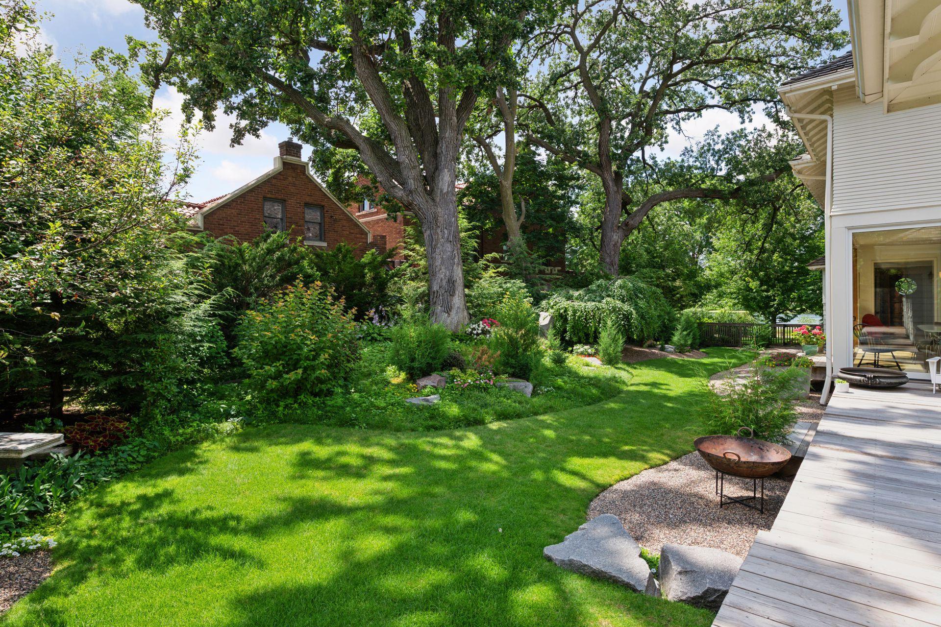 View of Residential at 2225 Lake Of The Isles Parkway, Minneapolis MN 55405, Minneapolis (86 of 91) - Mike Wilen | Minnesota Team Real Estate